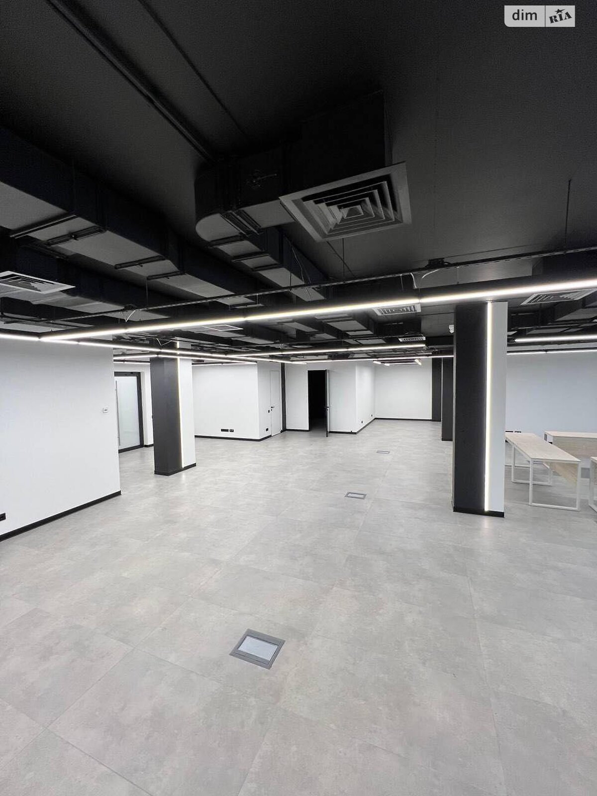 Оренда офісного приміщення в Києві, Красилівська вулиця, приміщень - 1, поверх - 1 фото 1 Оренда офісного приміщення в Києві, Красилівська вулиця, приміщень - 1, поверх - 1 фото 1