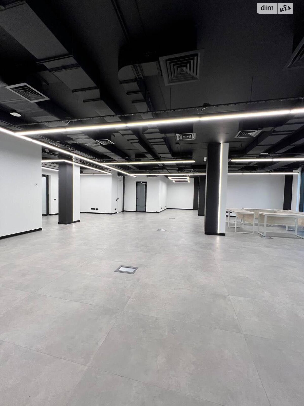 Оренда офісного приміщення в Києві, Красилівська вулиця, приміщень - 1, поверх - 1 фото 1 Оренда офісного приміщення в Києві, Красилівська вулиця, приміщень - 1, поверх - 1 фото 1