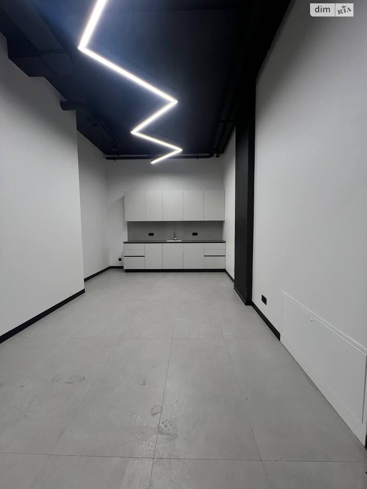 Оренда офісного приміщення в Києві, Красилівська вулиця, приміщень - 1, поверх - 1 фото 1 Оренда офісного приміщення в Києві, Красилівська вулиця, приміщень - 1, поверх - 1 фото 1