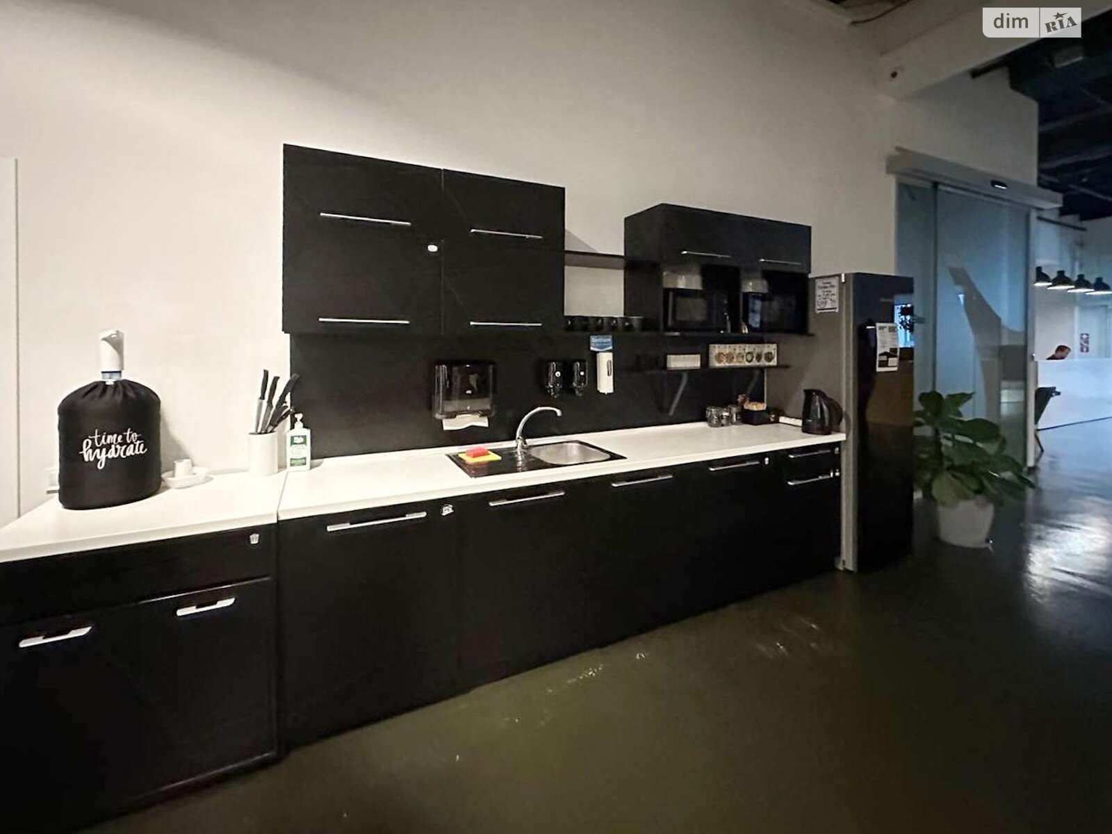 Аренда офисного помещения в Киеве, Охтырский переулок 7, помещений - 22, этаж - 1 фото 1