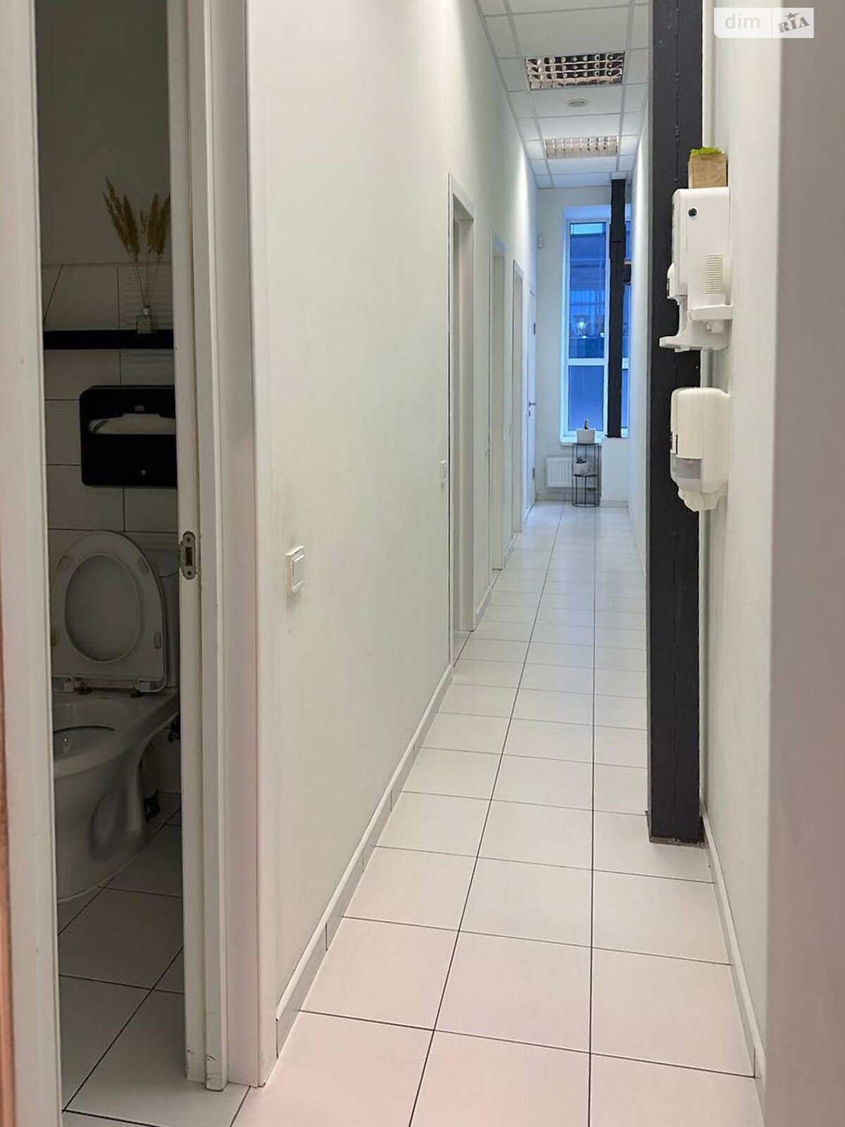 Аренда офисного помещения в Киеве, Охтырский переулок 7, помещений - 22, этаж - 1 фото 1