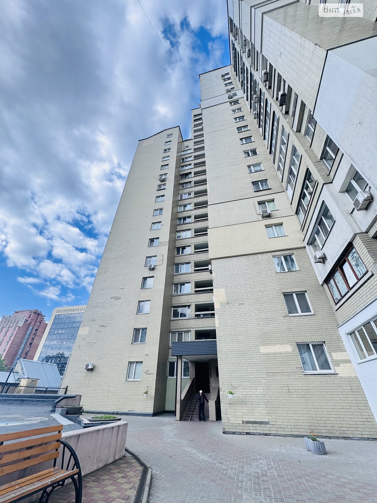 Аренда офисного помещения в Киеве, Антоновича (Горького) улица 165, помещений - 2, этаж - 15 фото 1 Аренда офисного помещения в Киеве, Антоновича (Горького) улица 165, помещений - 2, этаж - 15 фото 1