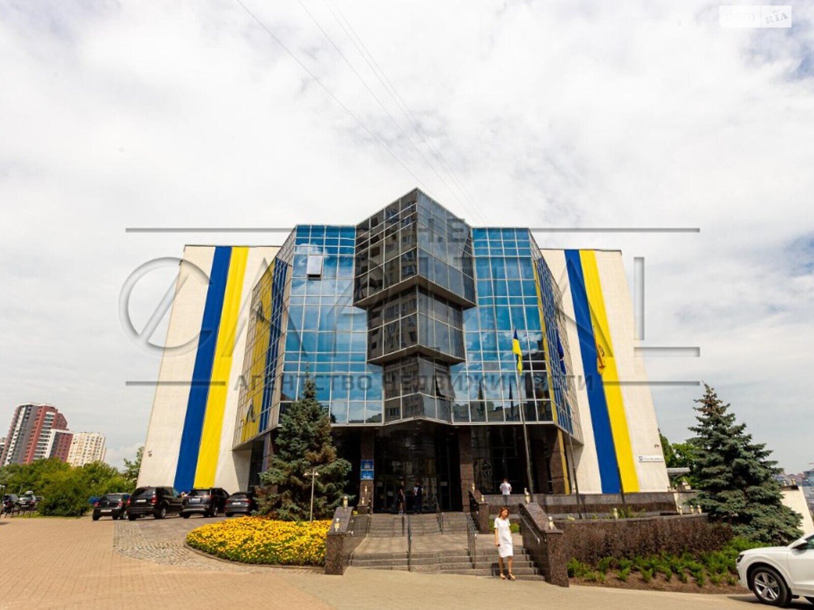 Аренда офисного помещения в Киеве, Голосеевский переулок 42, помещений - 15, этаж - 4 фото 1