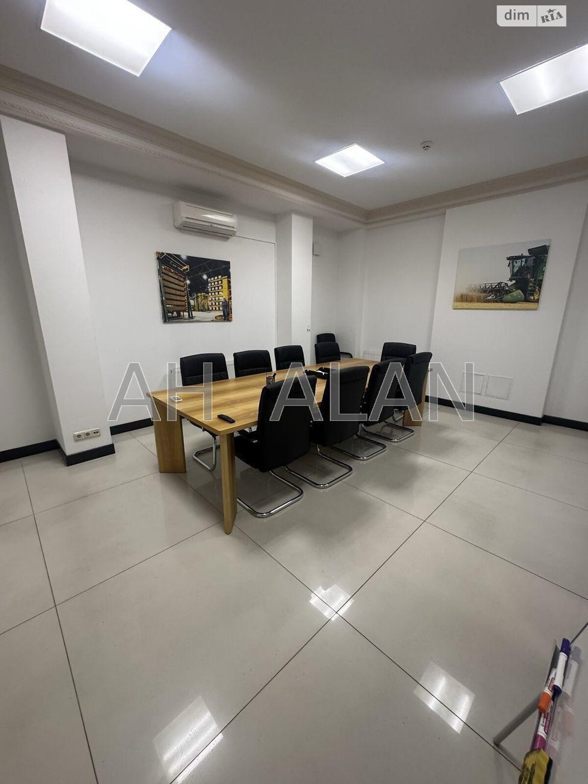 Аренда офисного помещения в Киеве, Жилянская улица, помещений - 22, этаж - 1 фото 1 Аренда офисного помещения в Киеве, Жилянская улица, помещений - 22, этаж - 1 фото 1