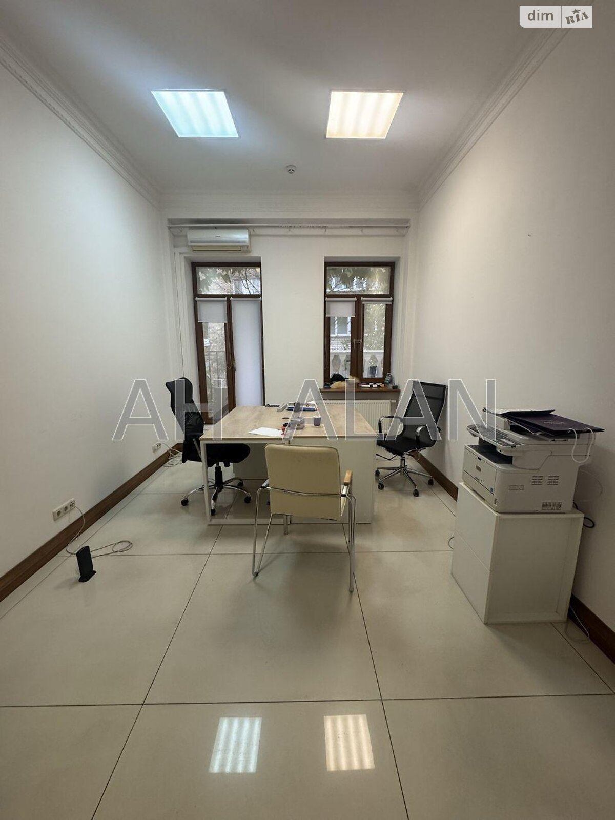 Аренда офисного помещения в Киеве, Жилянская улица, помещений - 22, этаж - 1 фото 1 Аренда офисного помещения в Киеве, Жилянская улица, помещений - 22, этаж - 1 фото 1