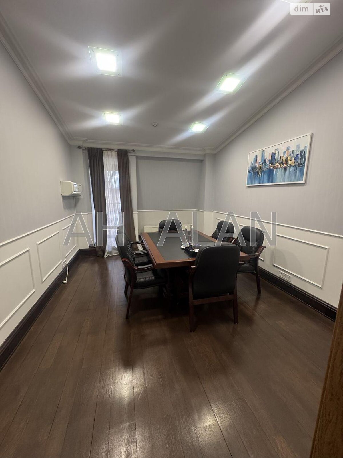 Аренда офисного помещения в Киеве, Жилянская улица, помещений - 22, этаж - 1 фото 1 Аренда офисного помещения в Киеве, Жилянская улица, помещений - 22, этаж - 1 фото 1