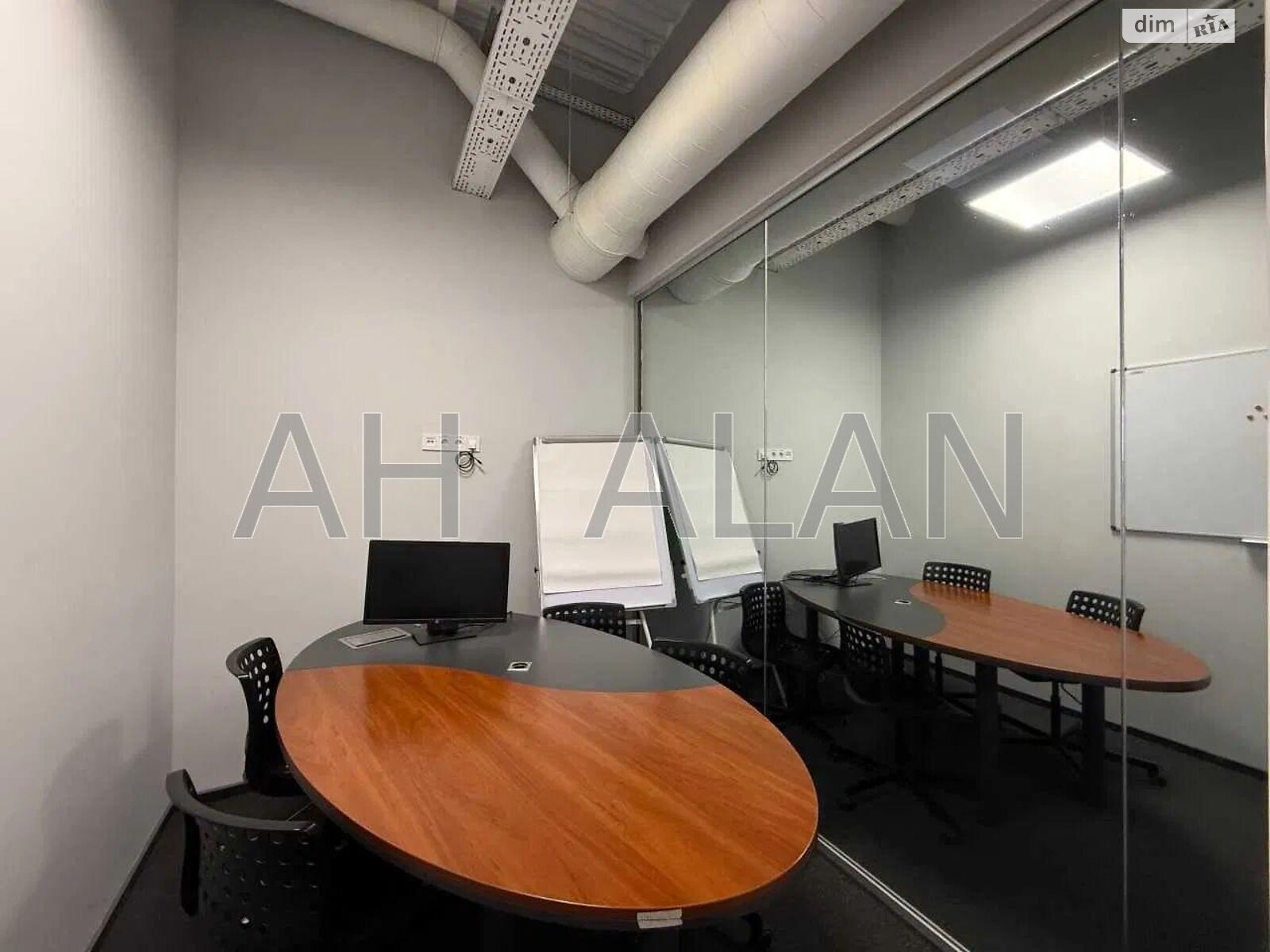Аренда офисного помещения в Киеве, Семьи Праховых (Гайдара) улица, помещений - 9, этаж - 3 фото 1