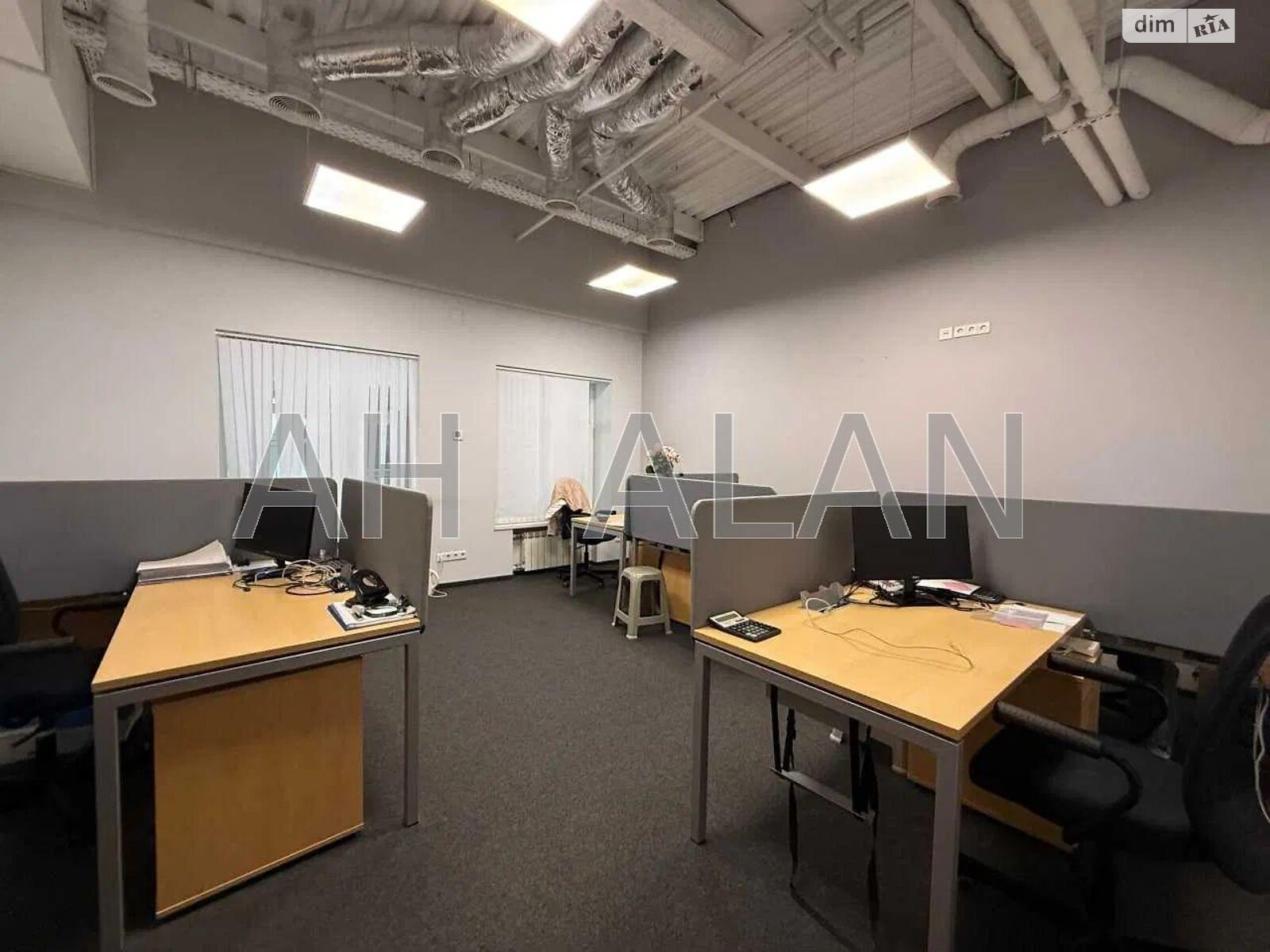 Аренда офисного помещения в Киеве, Семьи Праховых (Гайдара) улица, помещений - 9, этаж - 3 фото 1