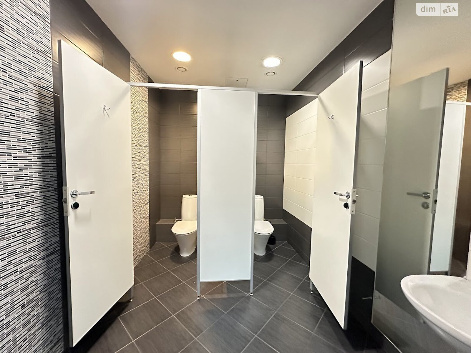 Аренда офисного помещения в Киеве, Столичное шоссе 103, помещений - 1, этаж - 7 фото 1