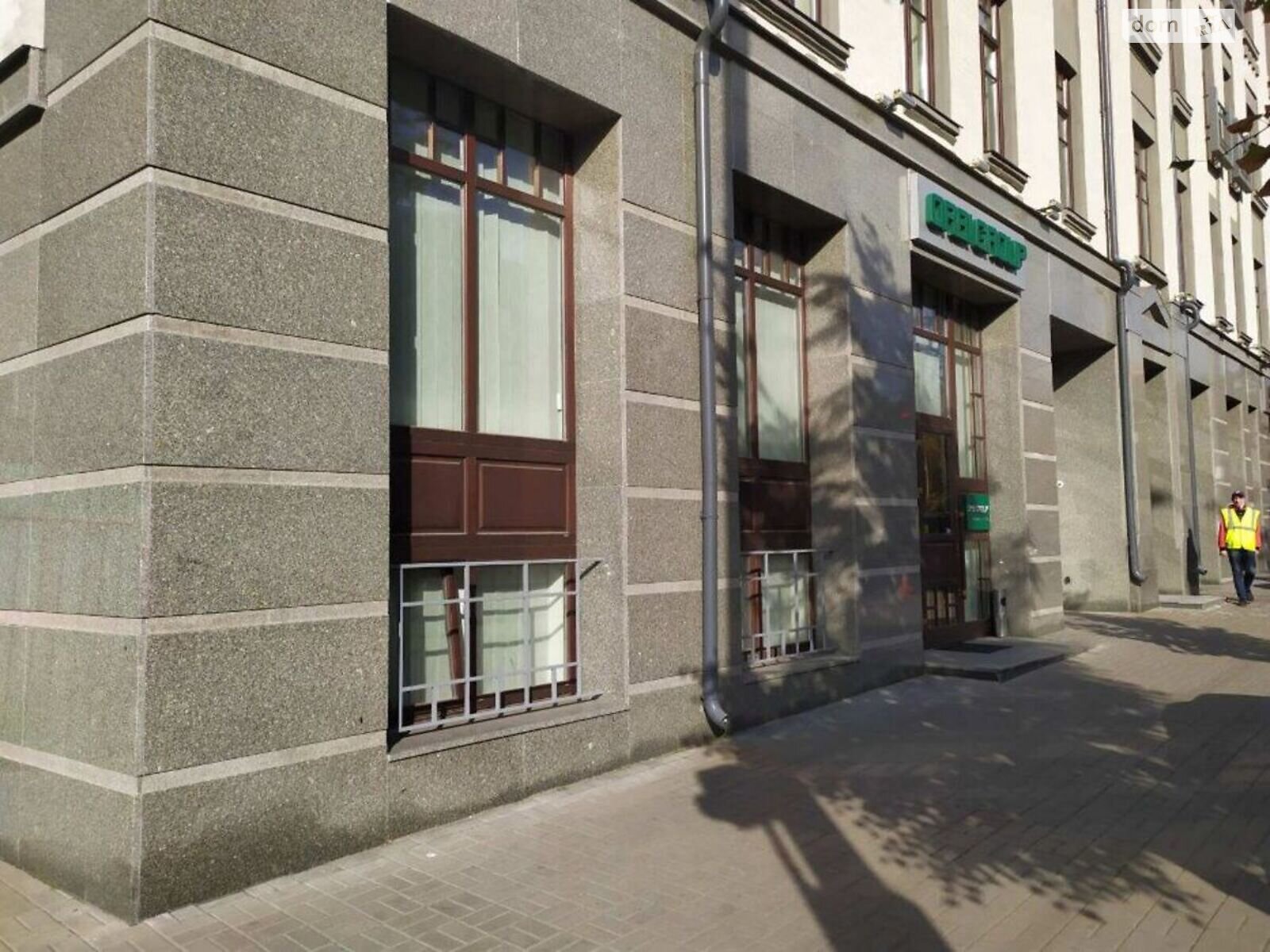 Аренда офисного помещения в Киеве, Антоновича Горького 64/16, помещений -, этаж - 1 фото 1 Аренда офисного помещения в Киеве, Антоновича Горького 64/16, помещений -, этаж - 1 фото 1