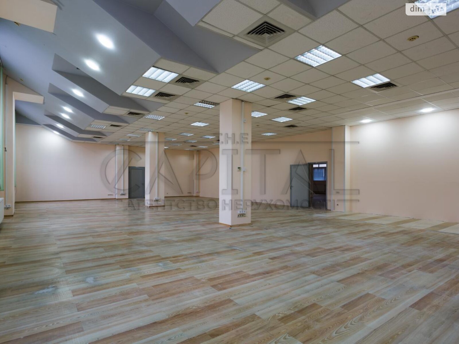 Аренда офисного помещения в Киеве, Хорива улица 55Б, помещений - 28, этаж - 1 фото 1 Аренда офисного помещения в Киеве, Хорива улица 55Б, помещений - 28, этаж - 1 фото 1