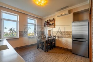 Аренда офисного помещения в Киеве, Ивана Мазепы (Январского Восстания) улица 16, помещений - 5, этаж - 5 фото 2 Аренда офисного помещения в Киеве, Ивана Мазепы (Январского Восстания) улица 16, помещений - 5, этаж - 5 фото 2