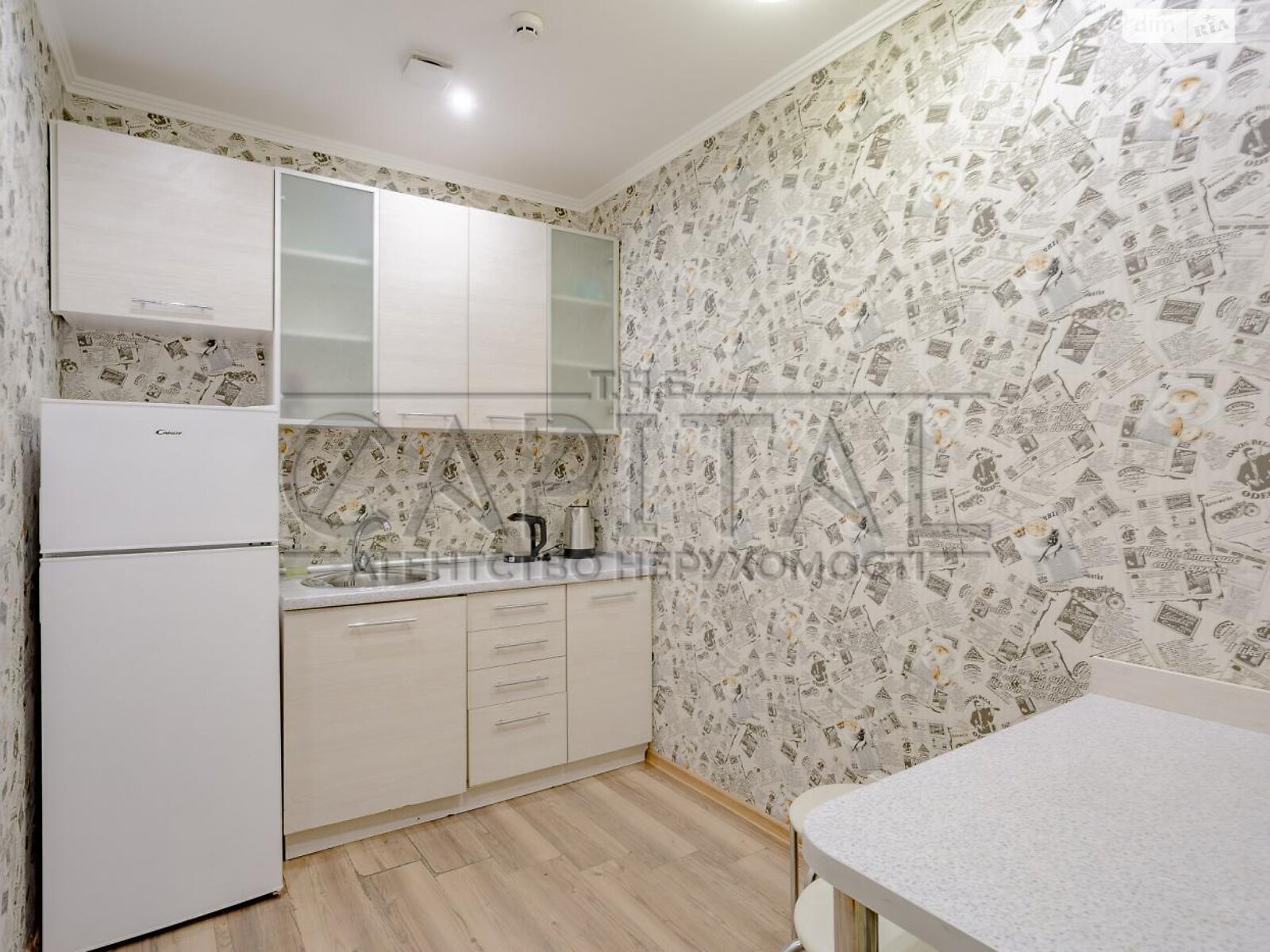 Оренда офісного приміщення в Києві, Жилянська вулиця 101, приміщень - 5, поверх - 6 фото 1 Оренда офісного приміщення в Києві, Жилянська вулиця 101, приміщень - 5, поверх - 6 фото 1