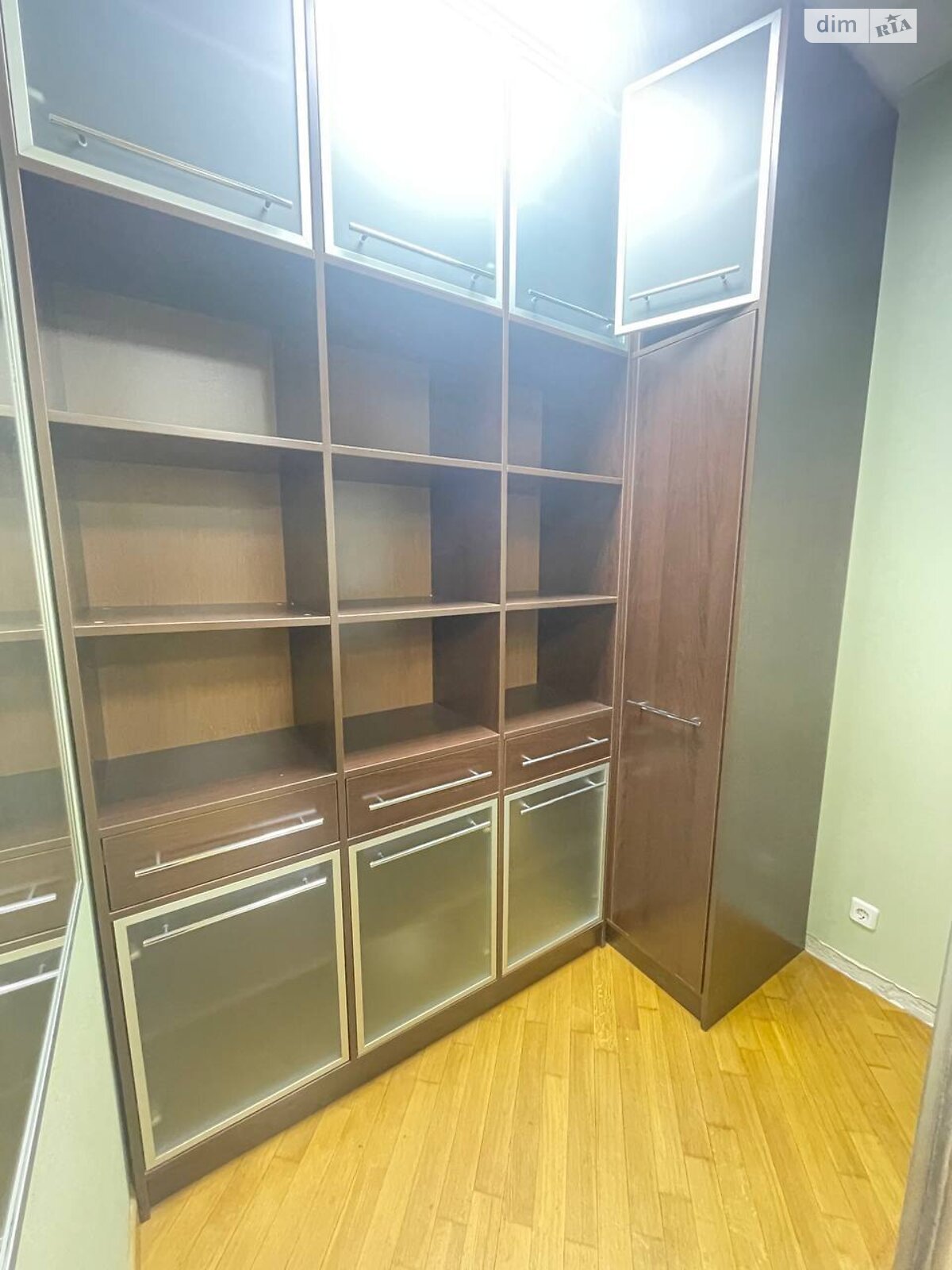 Аренда офисного помещения в Киеве, Николая Галего улица 5, помещений -, этаж - 1 фото 1