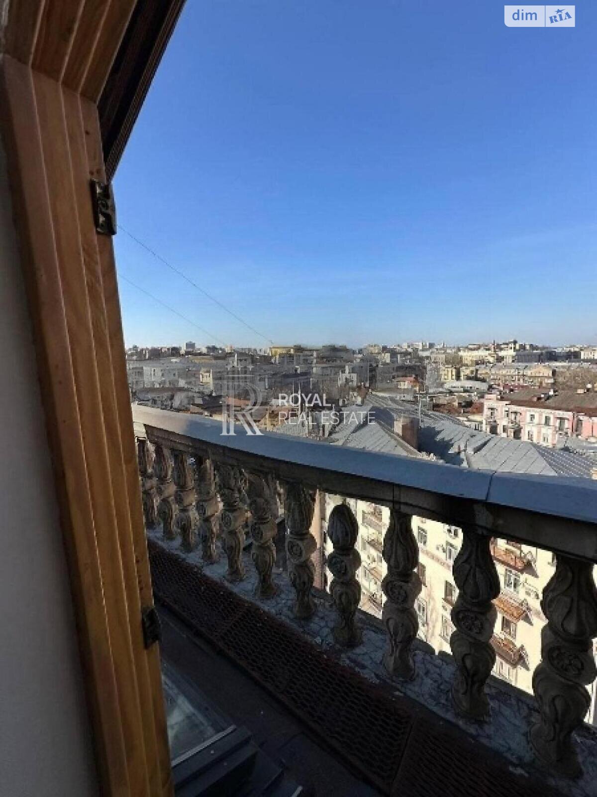 Аренда офисного помещения в Киеве, Крещатик улица, помещений - 4, этаж - 8 фото 1 Аренда офисного помещения в Киеве, Крещатик улица, помещений - 4, этаж - 8 фото 1