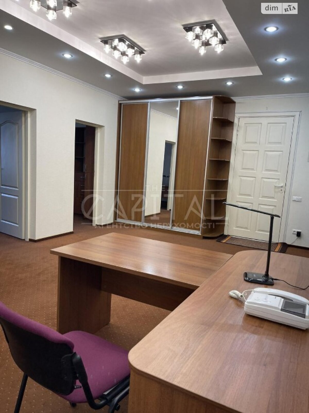 Аренда офисного помещения в Киеве, Олеся Гончара улица 12, помещений - 6, этаж - 1 фото 1