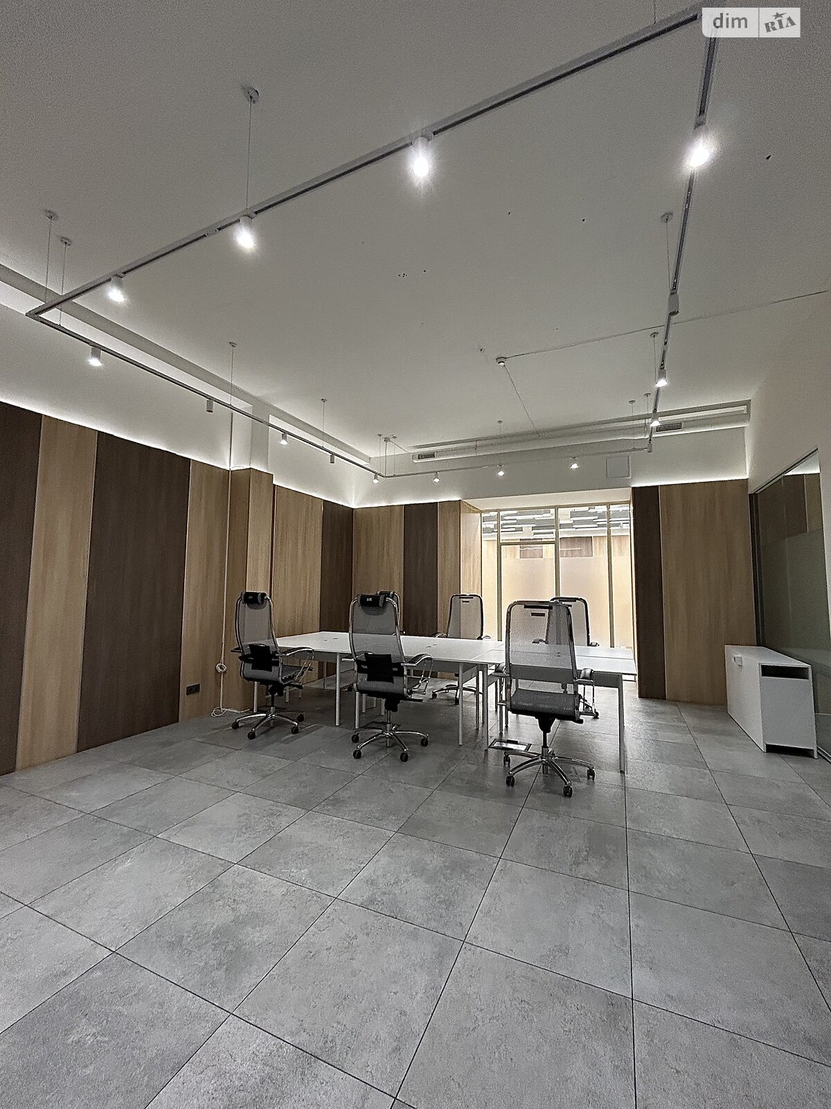 Аренда офисного помещения в Киеве, Сечевых Стрельцов (Артема) улица 44А, помещений - 5, этаж - 2 фото 1