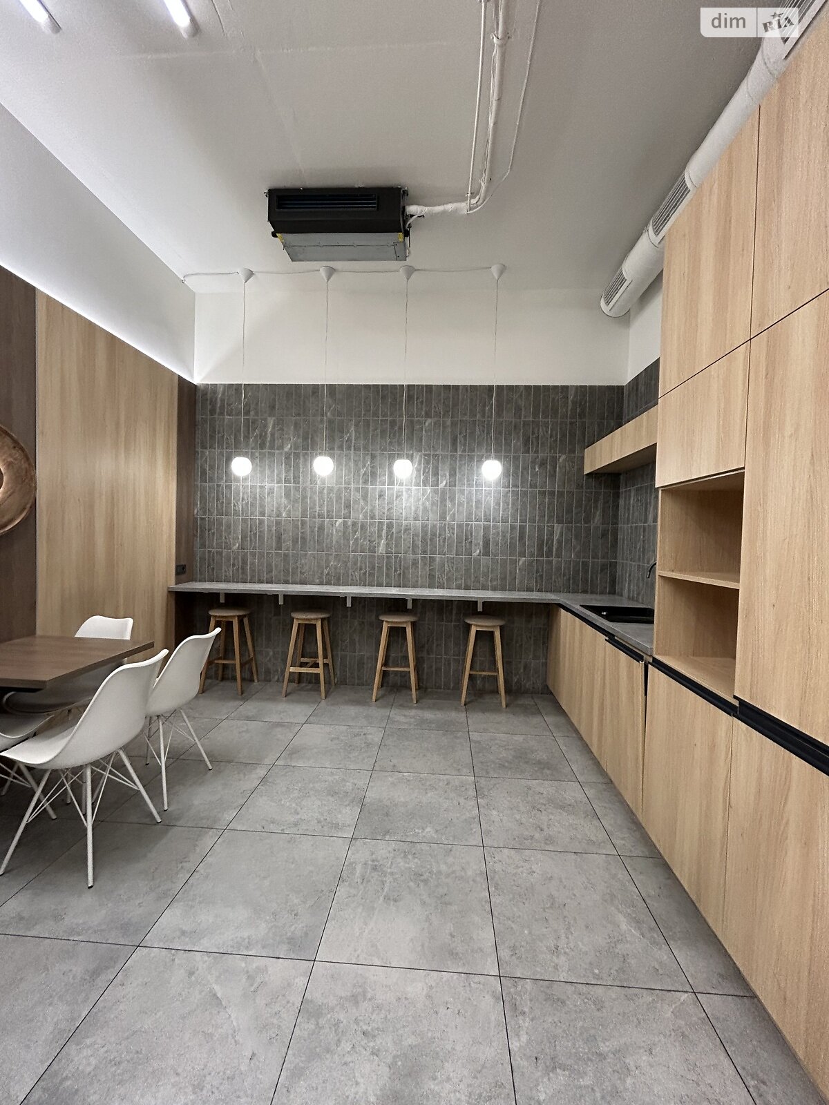 Аренда офисного помещения в Киеве, Сечевых Стрельцов (Артема) улица 44А, помещений - 5, этаж - 2 фото 1