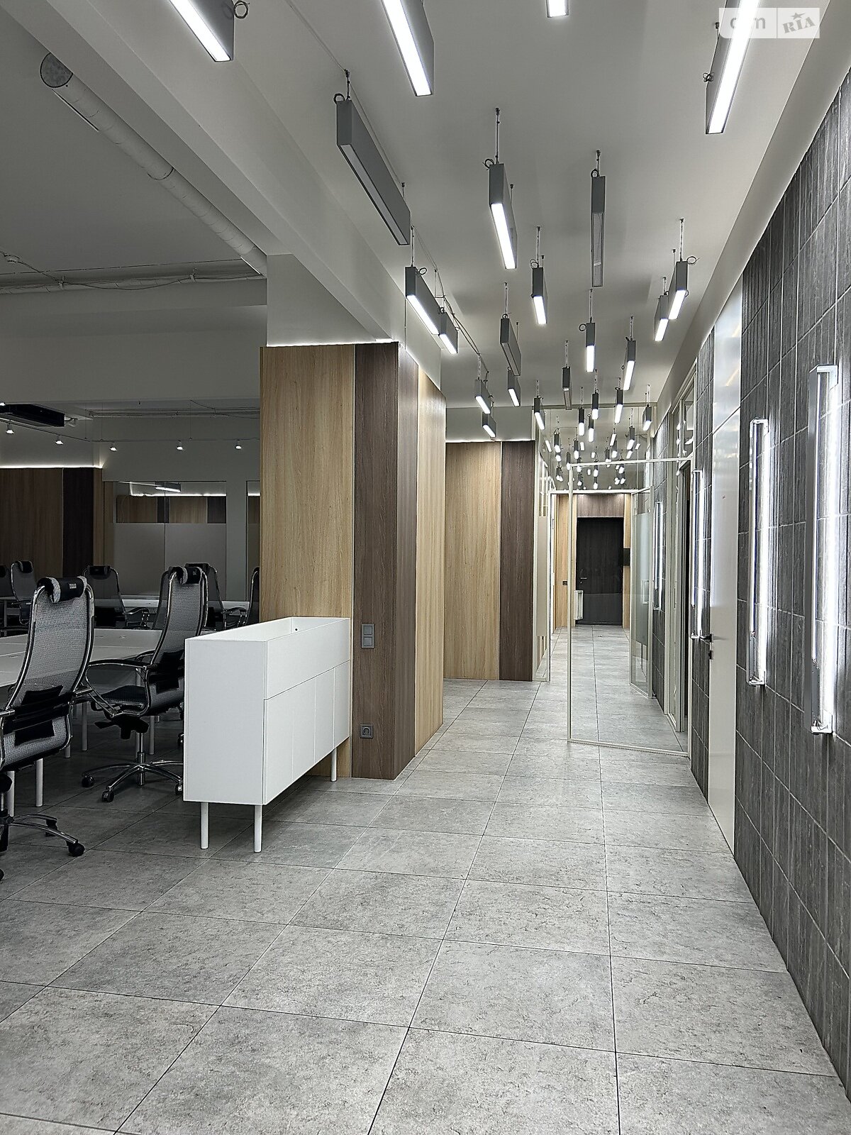 Аренда офисного помещения в Киеве, Сечевых Стрельцов (Артема) улица 44А, помещений - 5, этаж - 2 фото 1