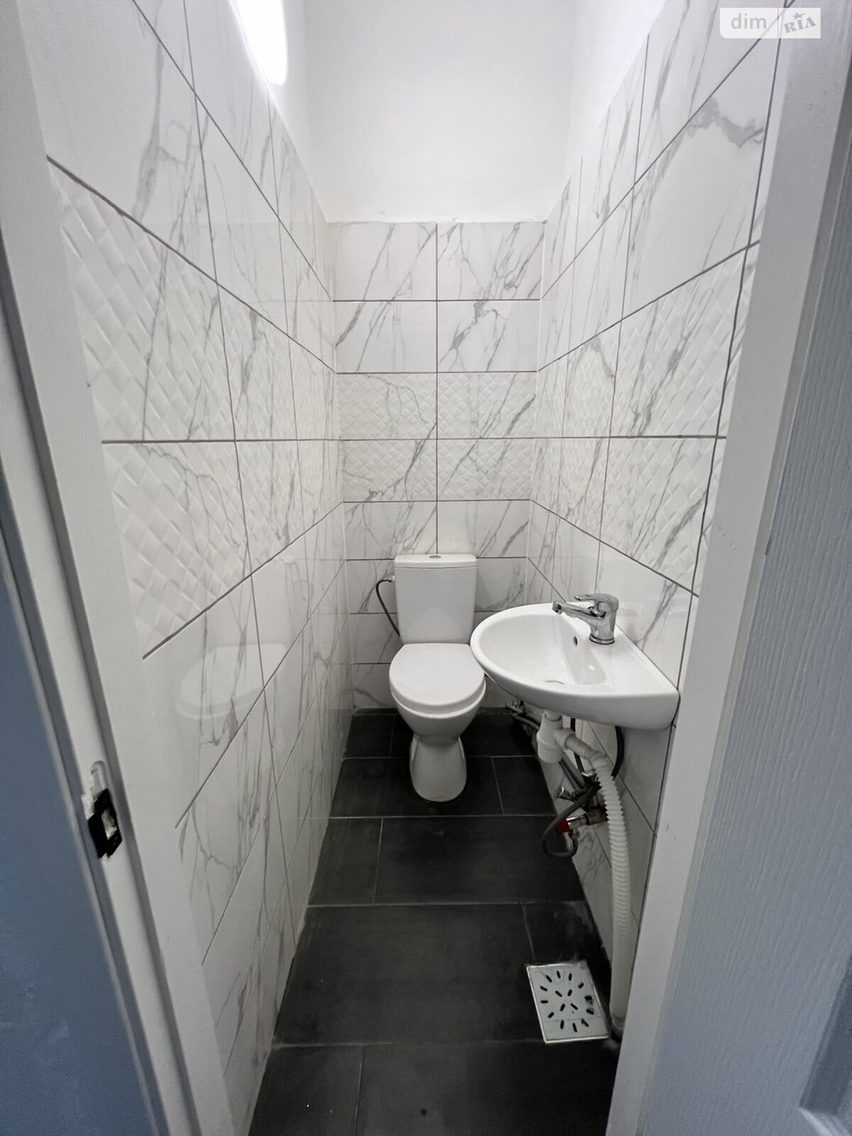 Аренда офисного помещения в Киеве, Кириловская (Фрунзе) улица 116А, помещений - 7, этаж - 1 фото 1 Аренда офисного помещения в Киеве, Кириловская (Фрунзе) улица 116А, помещений - 7, этаж - 1 фото 1