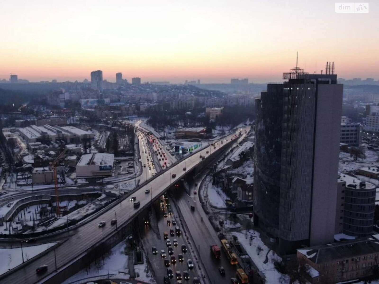 Оренда офісного приміщення в Києві, Степана Бандери проспект 9Б, приміщень - 6, поверх - 11 фото 1