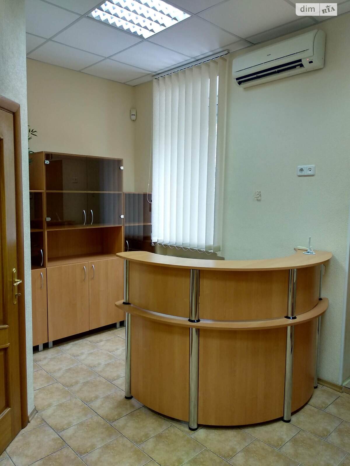 Аренда офисного помещения в Киеве, Митрополита Андрея Шептицкого улица 12, помещений - 3, этаж - 1 фото 1