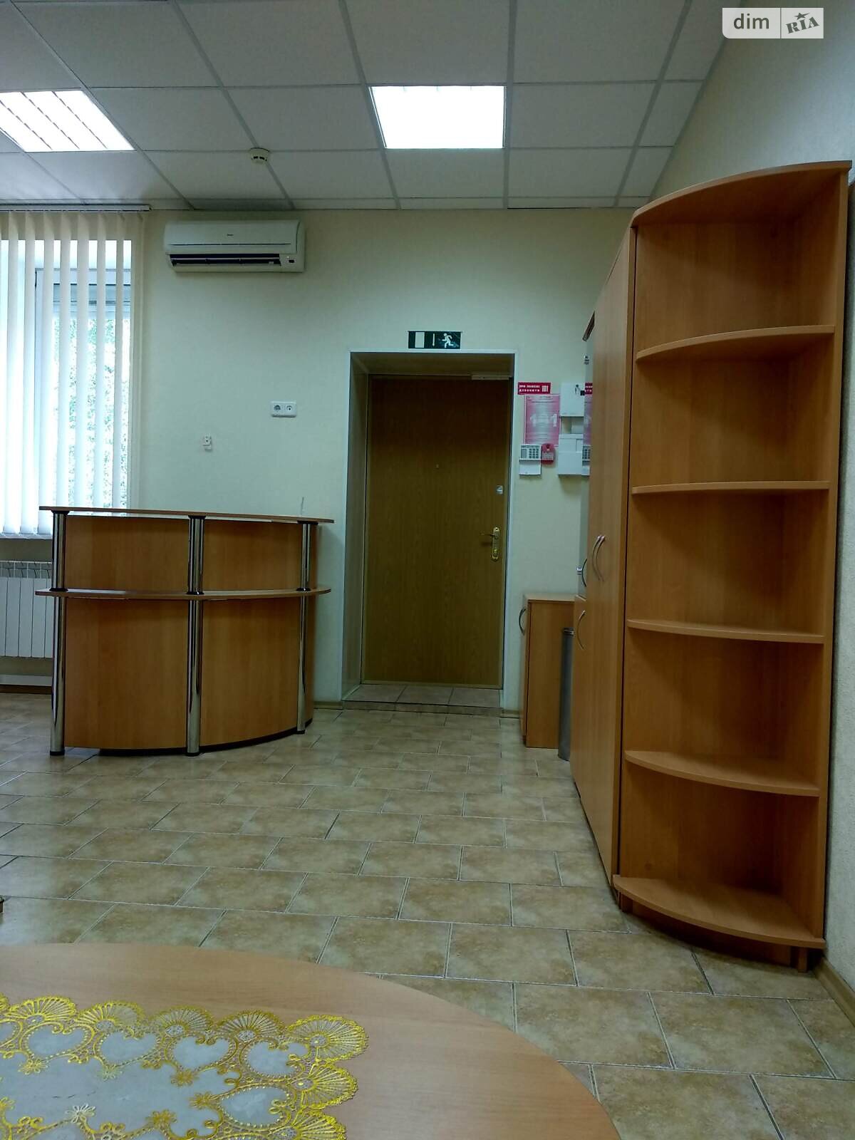 Аренда офисного помещения в Киеве, Митрополита Андрея Шептицкого улица 12, помещений - 3, этаж - 1 фото 1