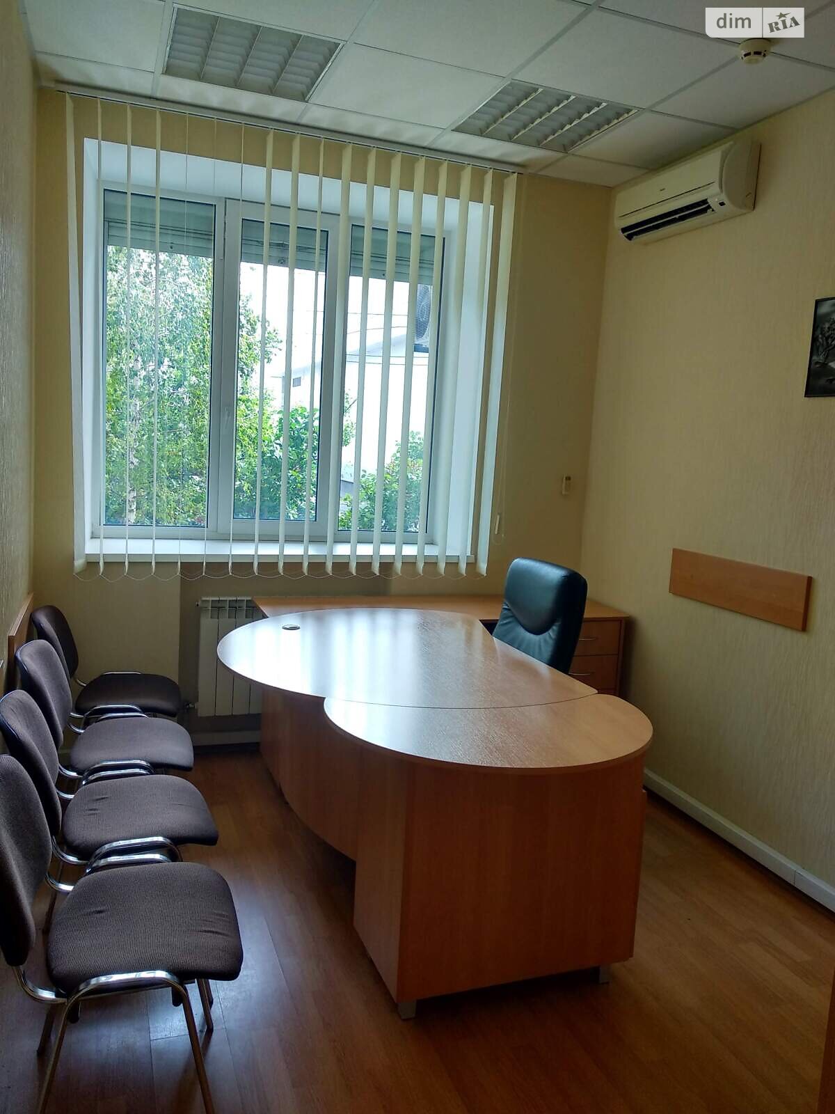 Аренда офисного помещения в Киеве, Митрополита Андрея Шептицкого улица 12, помещений - 3, этаж - 1 фото 1