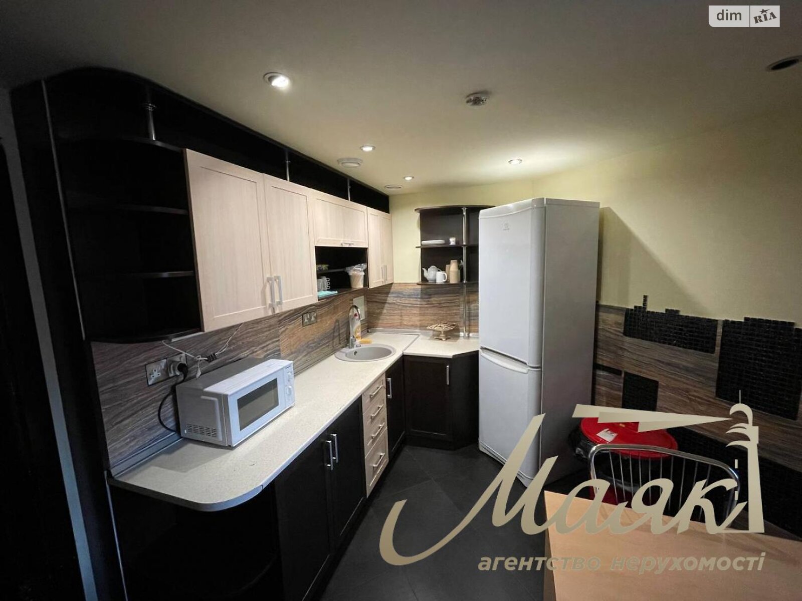 Аренда офисного помещения в Киеве, Раисы Окипной улица 4, помещений - 5, этаж - 9 фото 1 Аренда офисного помещения в Киеве, Раисы Окипной улица 4, помещений - 5, этаж - 9 фото 1