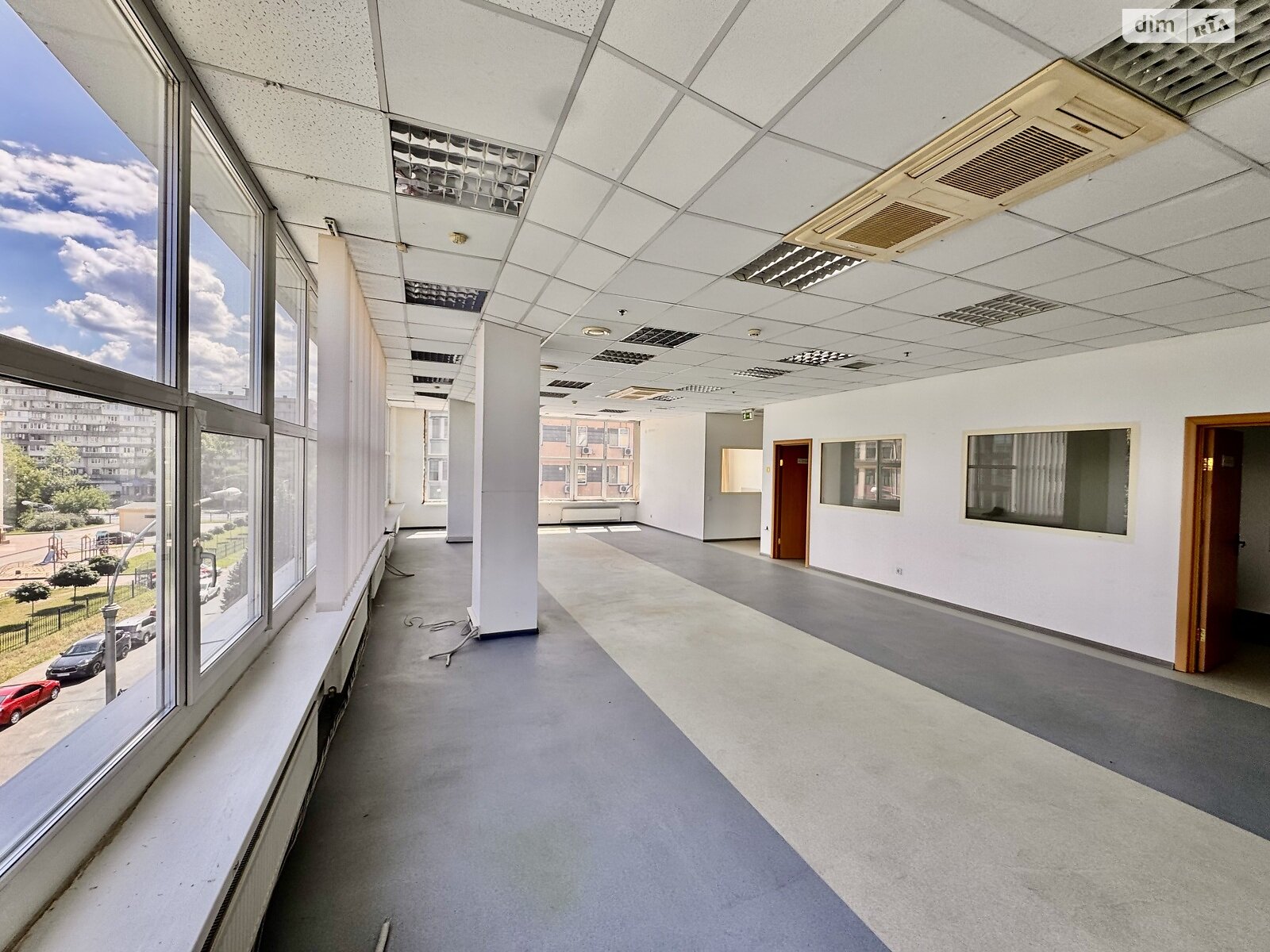 Аренда офисного помещения в Киеве, Раисы Окипной улица 8Б, помещений - 13, этаж - 4 фото 1 Аренда офисного помещения в Киеве, Раисы Окипной улица 8Б, помещений - 13, этаж - 4 фото 1