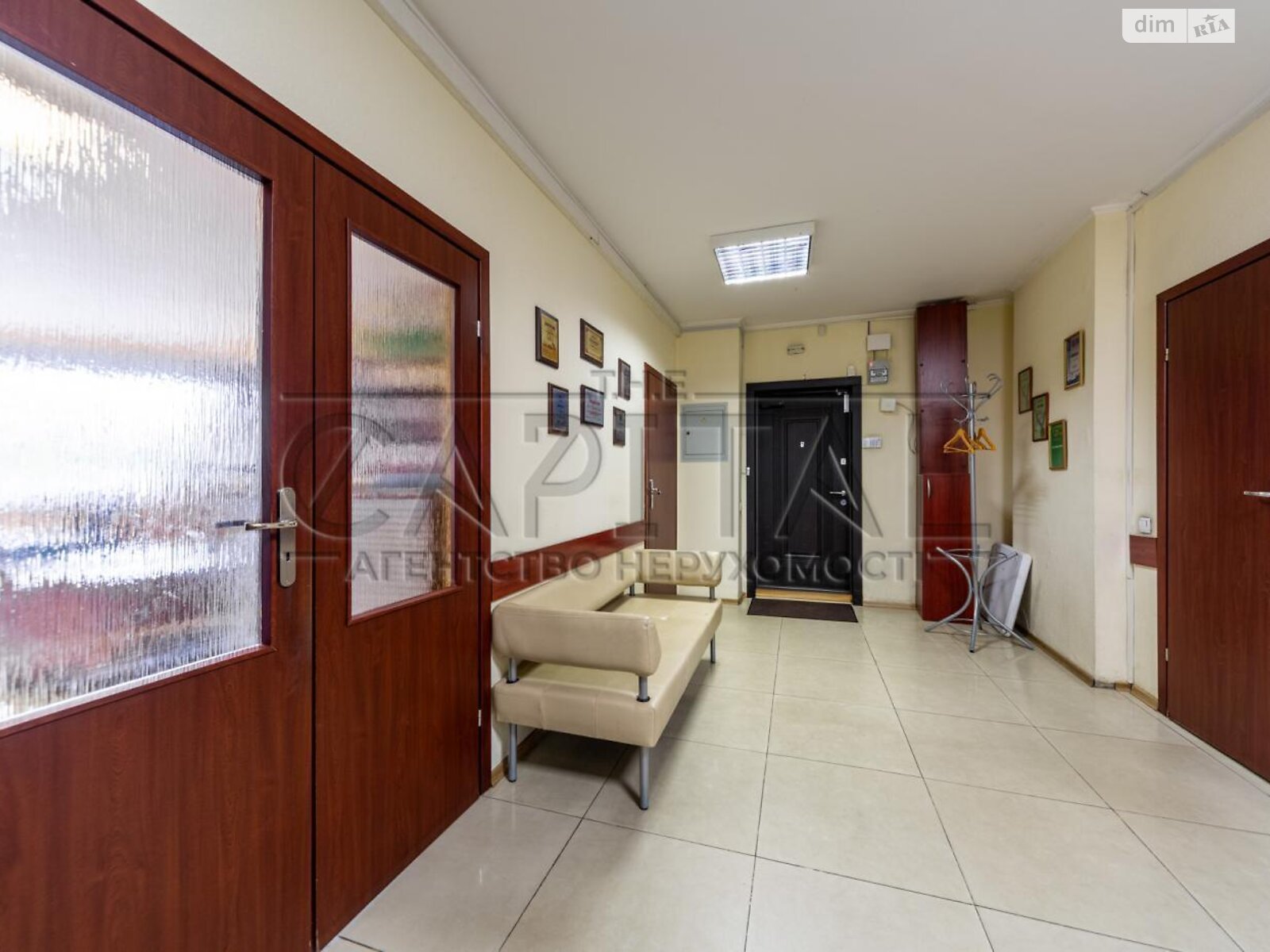 Аренда офисного помещения в Киеве, Раисы Окипной улица 4, помещений - 5, этаж - 2 фото 1