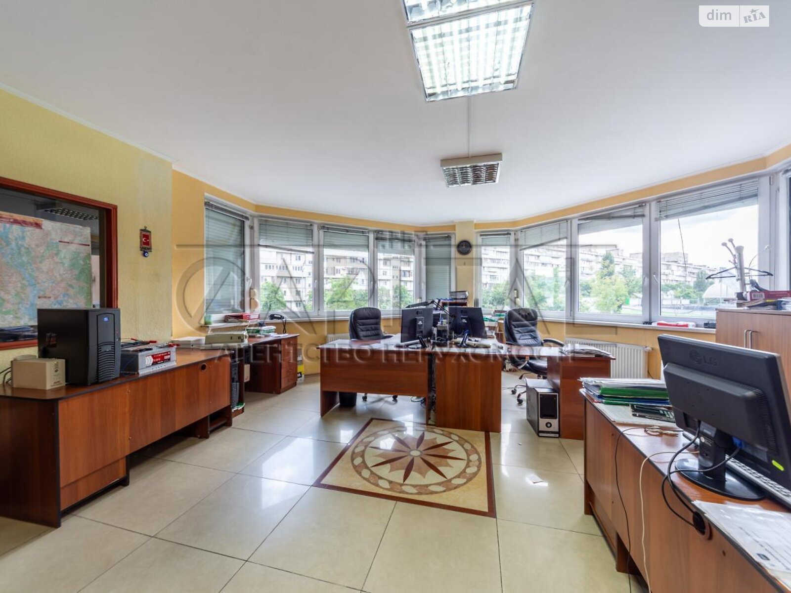 Аренда офисного помещения в Киеве, Раисы Окипной улица 4, помещений - 5, этаж - 2 фото 1