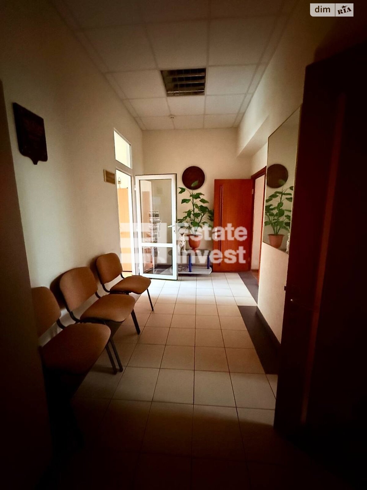 Аренда офисного помещения в Киеве, Раисы Окипной улица 3А, помещений - 5, этаж - 2 фото 1 Аренда офисного помещения в Киеве, Раисы Окипной улица 3А, помещений - 5, этаж - 2 фото 1