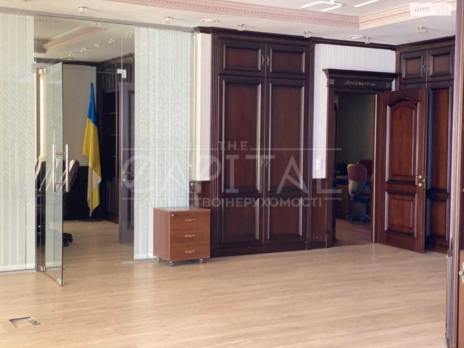 Аренда офисного помещения в Киеве, Институтская улица 18А, помещений - 7, этаж - 2 фото 1