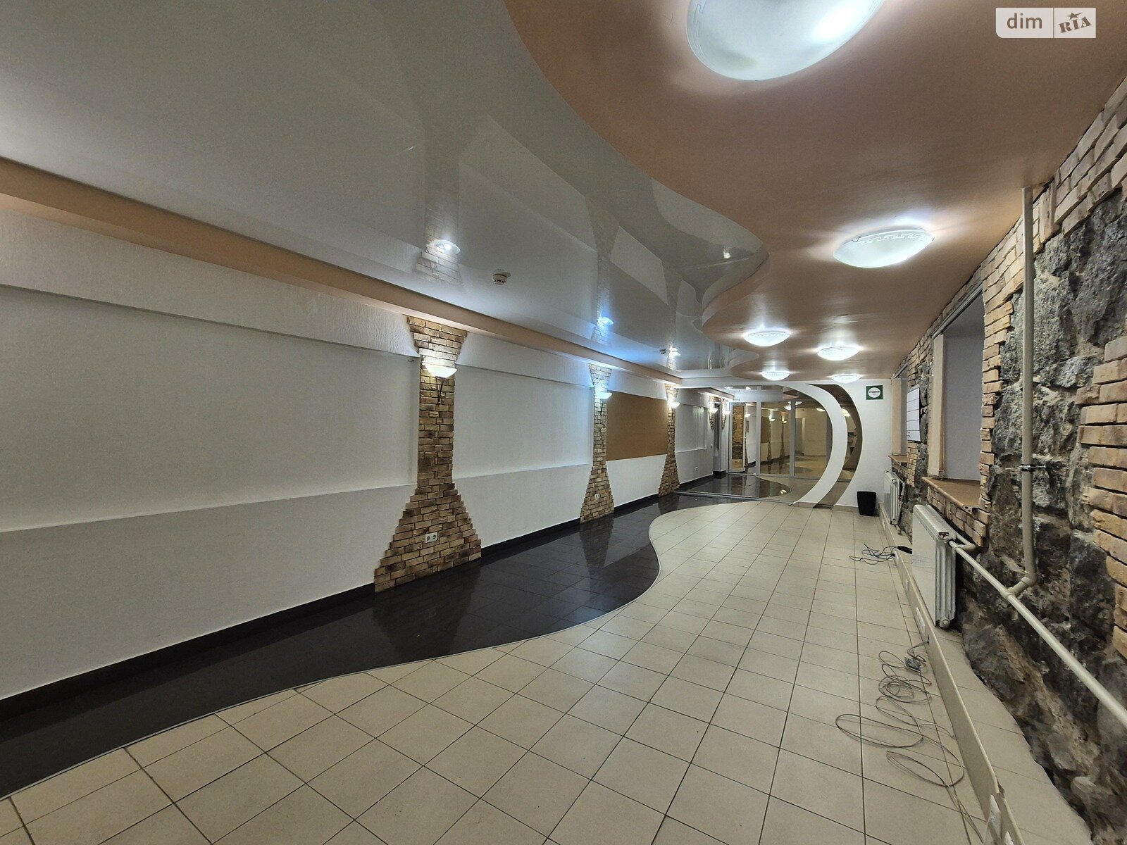 Аренда офисного помещения в Киеве, Институтская улица 22/7, помещений - 5 фото 1