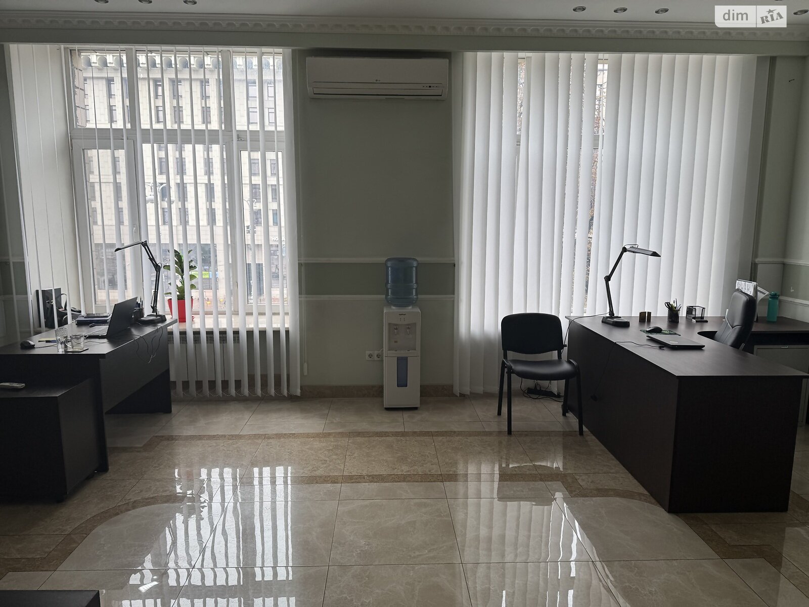 Оренда офісного приміщення в Києві, Хрещатик вулиця 7/11, приміщень - 4, поверх - 2 фото 1 Оренда офісного приміщення в Києві, Хрещатик вулиця 7/11, приміщень - 4, поверх - 2 фото 1