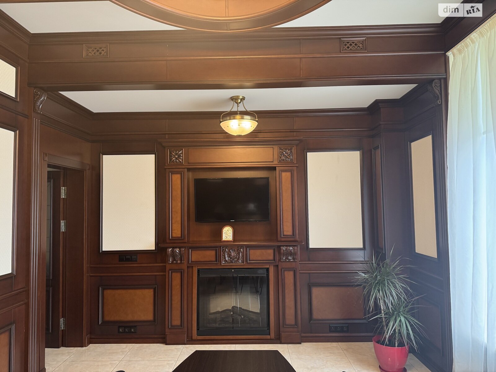 Оренда офісного приміщення в Києві, Хрещатик вулиця 7/11, приміщень - 4, поверх - 2 фото 1 Оренда офісного приміщення в Києві, Хрещатик вулиця 7/11, приміщень - 4, поверх - 2 фото 1