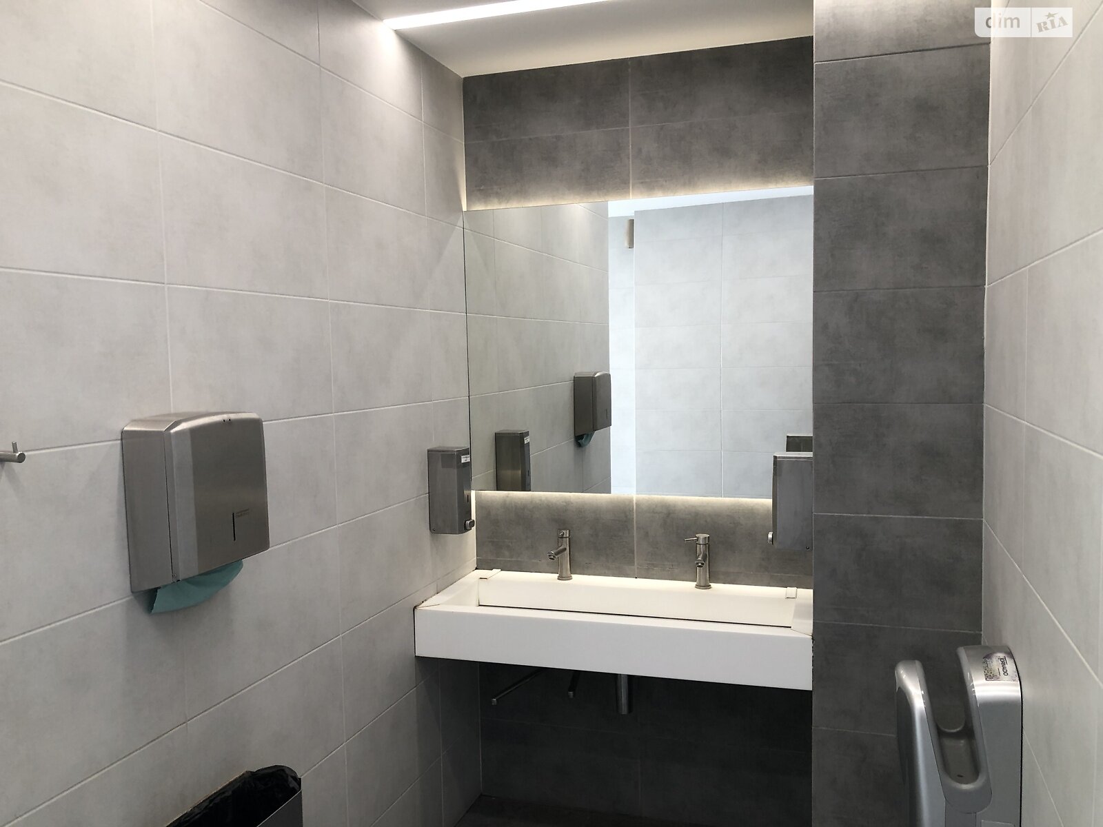 Оренда офісного приміщення в Києві, Хрещатик вулиця 7/11, приміщень - 4, поверх - 2 фото 1 Оренда офісного приміщення в Києві, Хрещатик вулиця 7/11, приміщень - 4, поверх - 2 фото 1