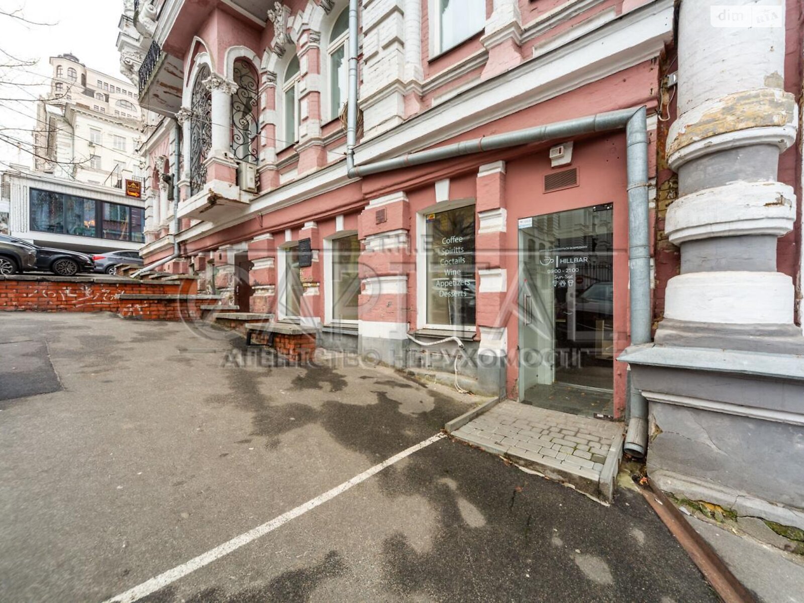 Аренда офисного помещения в Киеве, Лютеранская улица 9, помещений -, этаж - 1 фото 1 Аренда офисного помещения в Киеве, Лютеранская улица 9, помещений -, этаж - 1 фото 1