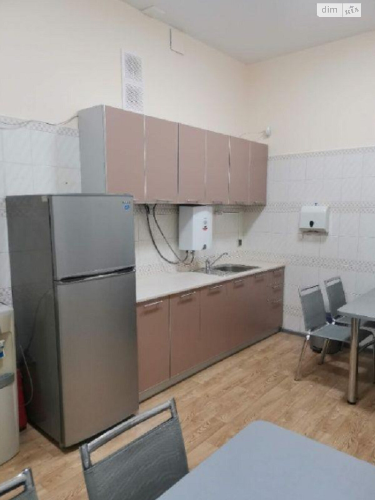 Аренда офисного помещения в Киеве, Лютеранская улица 28/19, помещений - 6, этаж - 1 фото 1 Аренда офисного помещения в Киеве, Лютеранская улица 28/19, помещений - 6, этаж - 1 фото 1