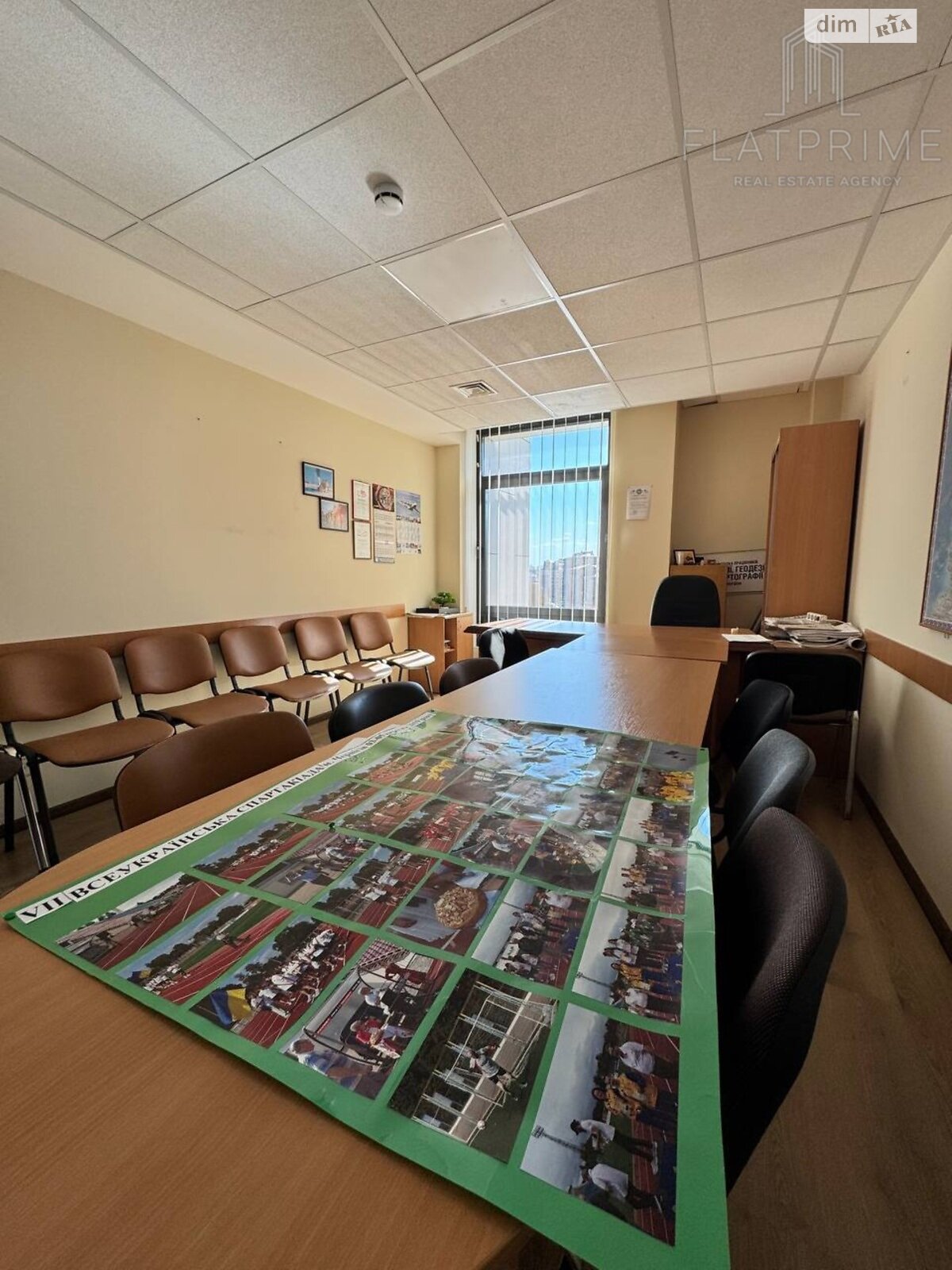 Оренда офісного приміщення в Києві, Незалежності майдан, приміщень - 1, поверх - 3 фото 1