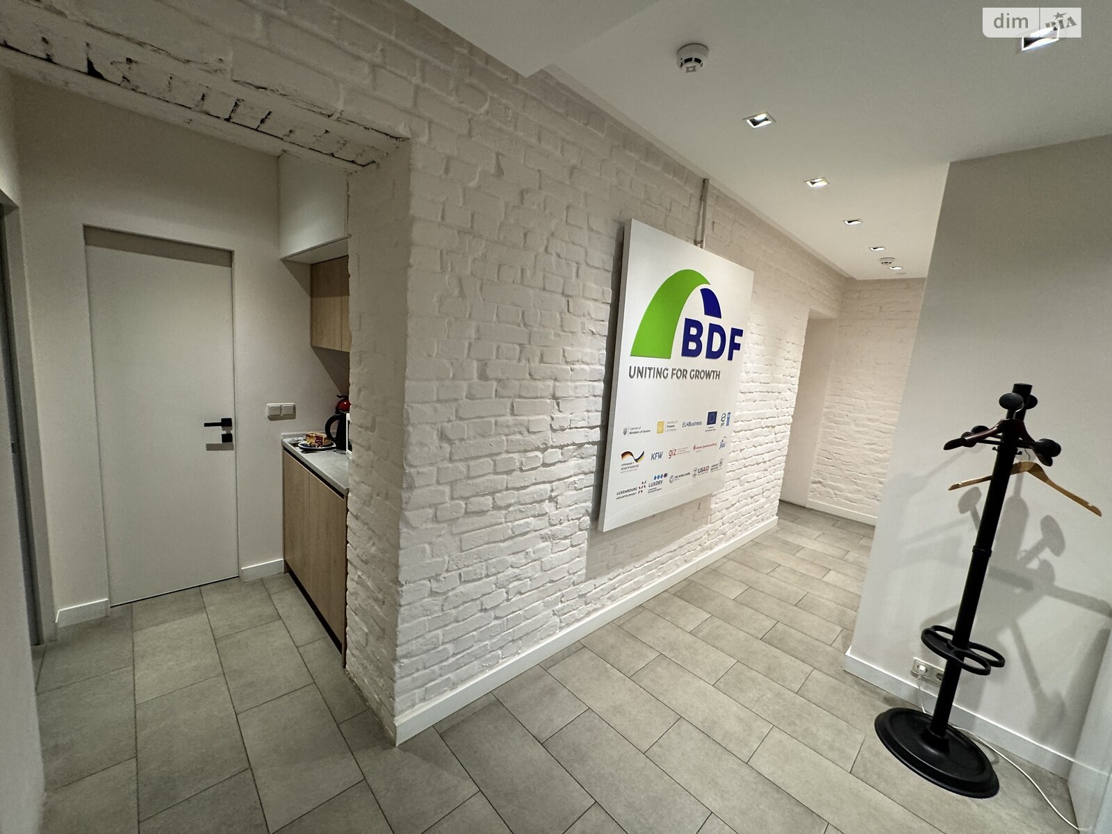 Оренда офісного приміщення в Києві, Шовковична вулиця 7А, приміщень - 10, поверх - 1 фото 1