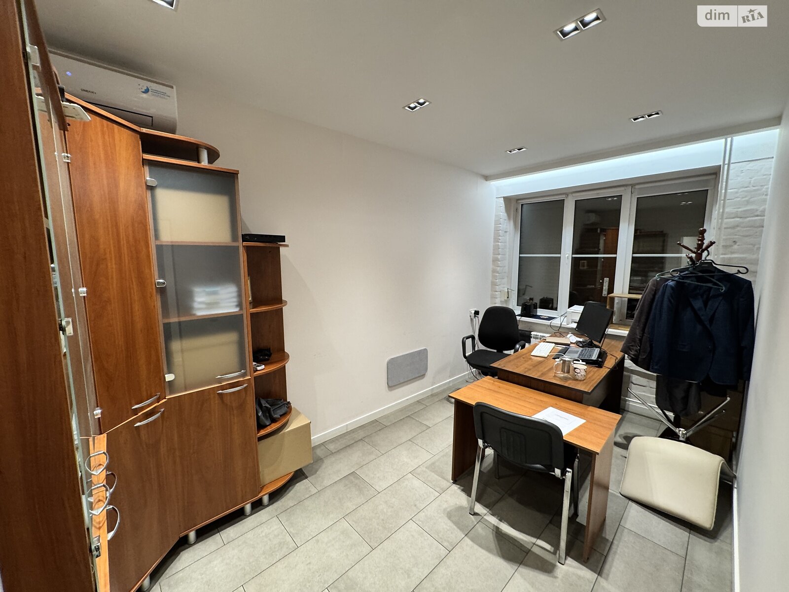 Оренда офісного приміщення в Києві, Шовковична вулиця 7А, приміщень - 10, поверх - 1 фото 1