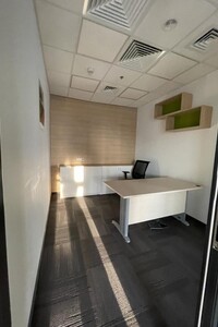 Аренда офисного помещения в Киеве, Спортивная площадь 1А, помещений - 8, этаж - 16 фото 2