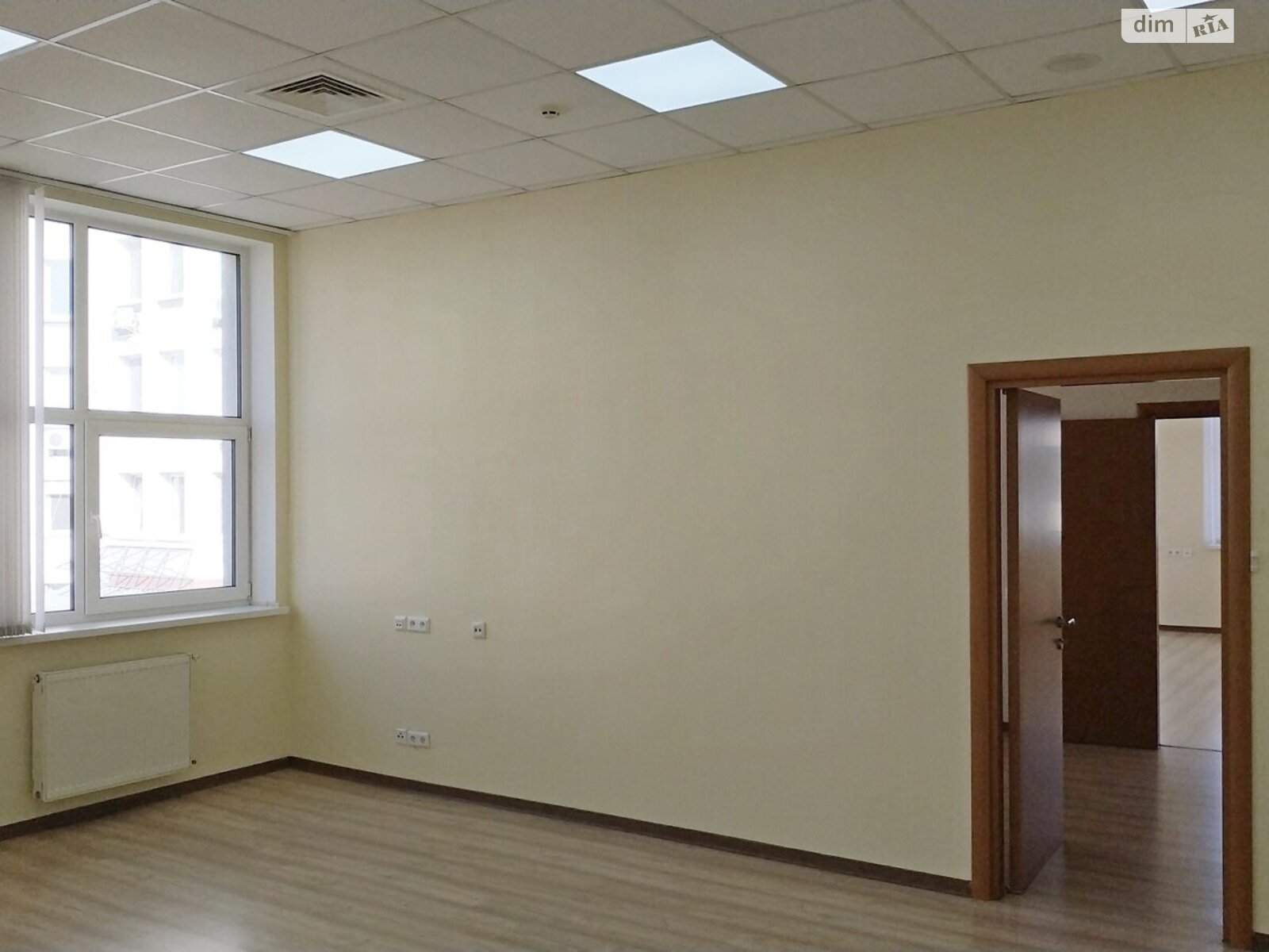 Оренда офісного приміщення в Києві, Юрія Іллєнка вулиця, приміщень - 3, поверх - 3 фото 1 Оренда офісного приміщення в Києві, Юрія Іллєнка вулиця, приміщень - 3, поверх - 3 фото 1