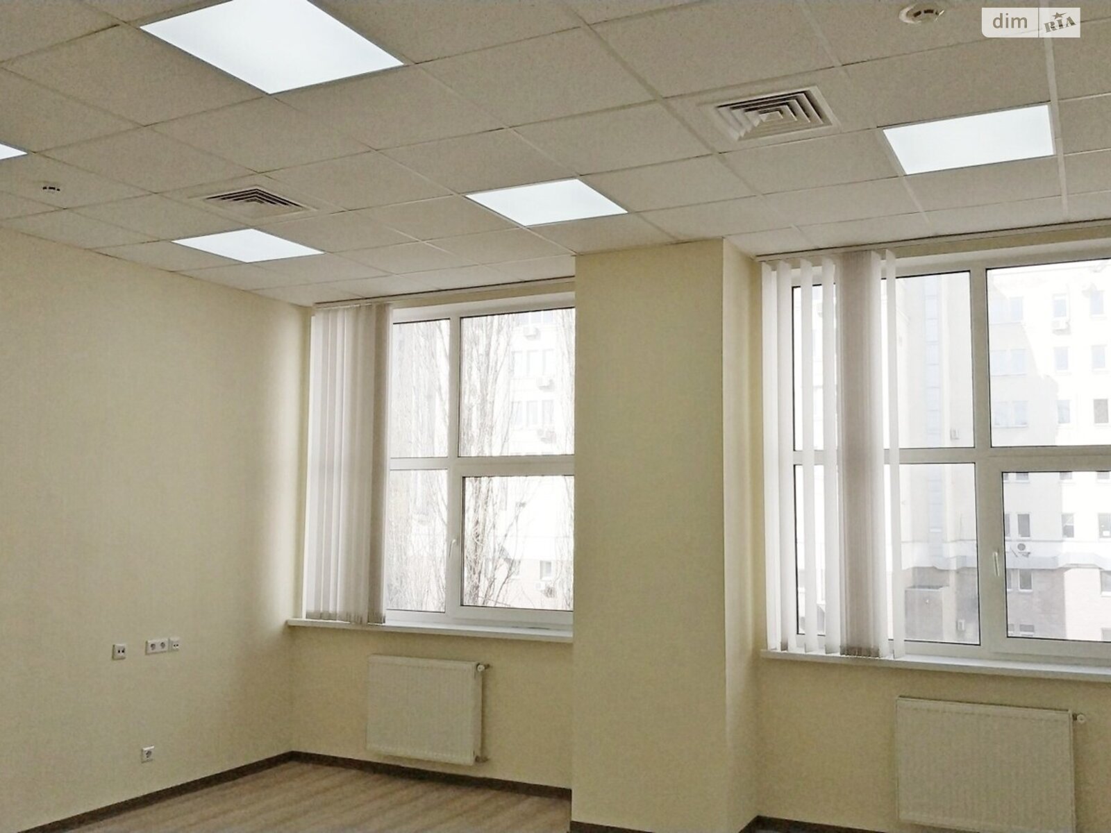 Оренда офісного приміщення в Києві, Юрія Іллєнка вулиця, приміщень - 3, поверх - 3 фото 1 Оренда офісного приміщення в Києві, Юрія Іллєнка вулиця, приміщень - 3, поверх - 3 фото 1