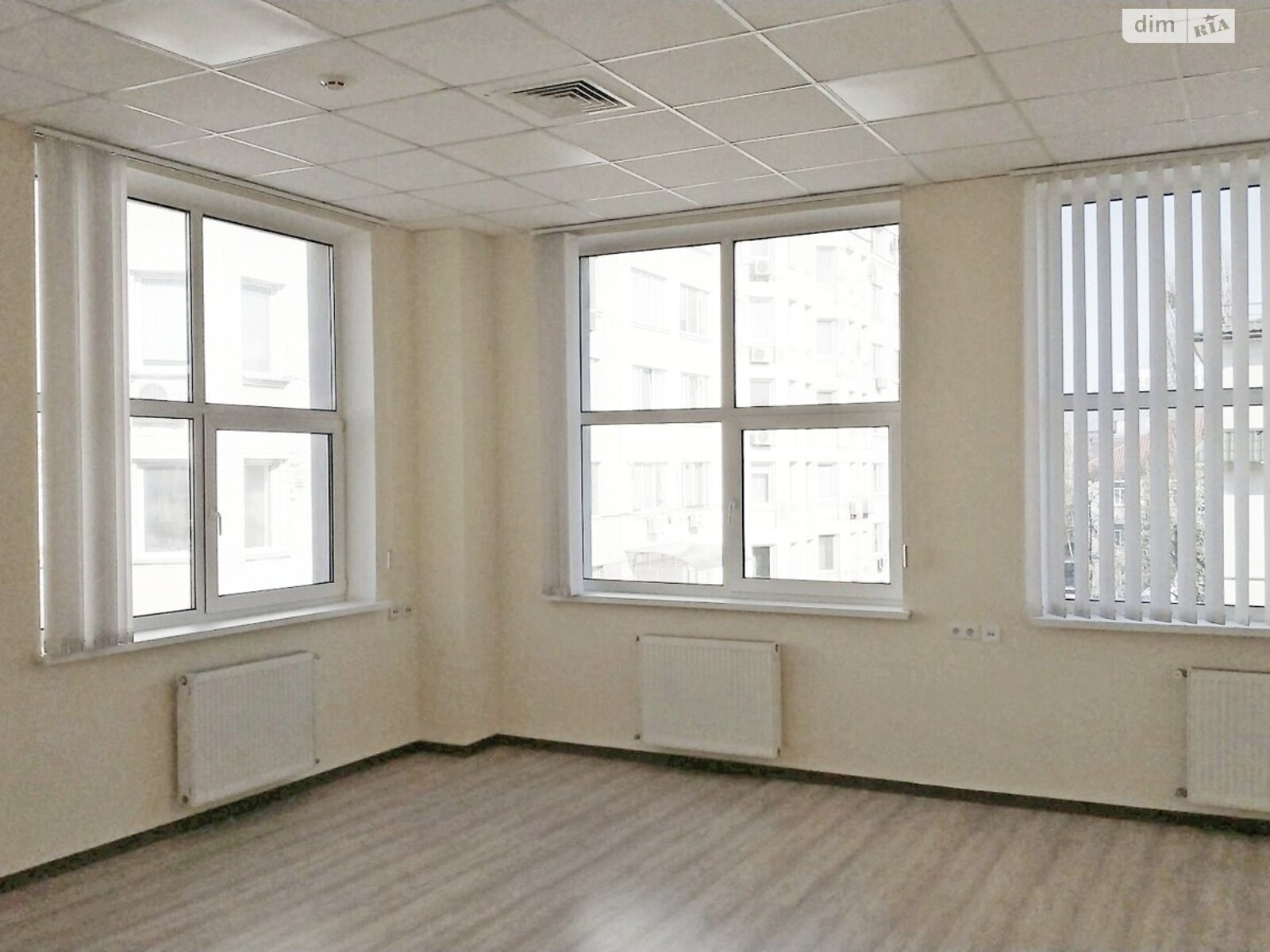 Оренда офісного приміщення в Києві, Юрія Іллєнка вулиця, приміщень - 3, поверх - 3 фото 1 Оренда офісного приміщення в Києві, Юрія Іллєнка вулиця, приміщень - 3, поверх - 3 фото 1