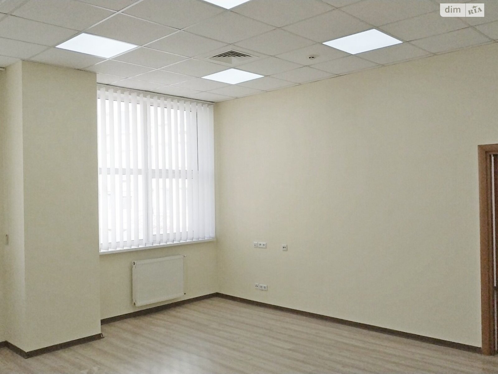 Оренда офісного приміщення в Києві, Юрія Іллєнка вулиця, приміщень - 3, поверх - 3 фото 1 Оренда офісного приміщення в Києві, Юрія Іллєнка вулиця, приміщень - 3, поверх - 3 фото 1