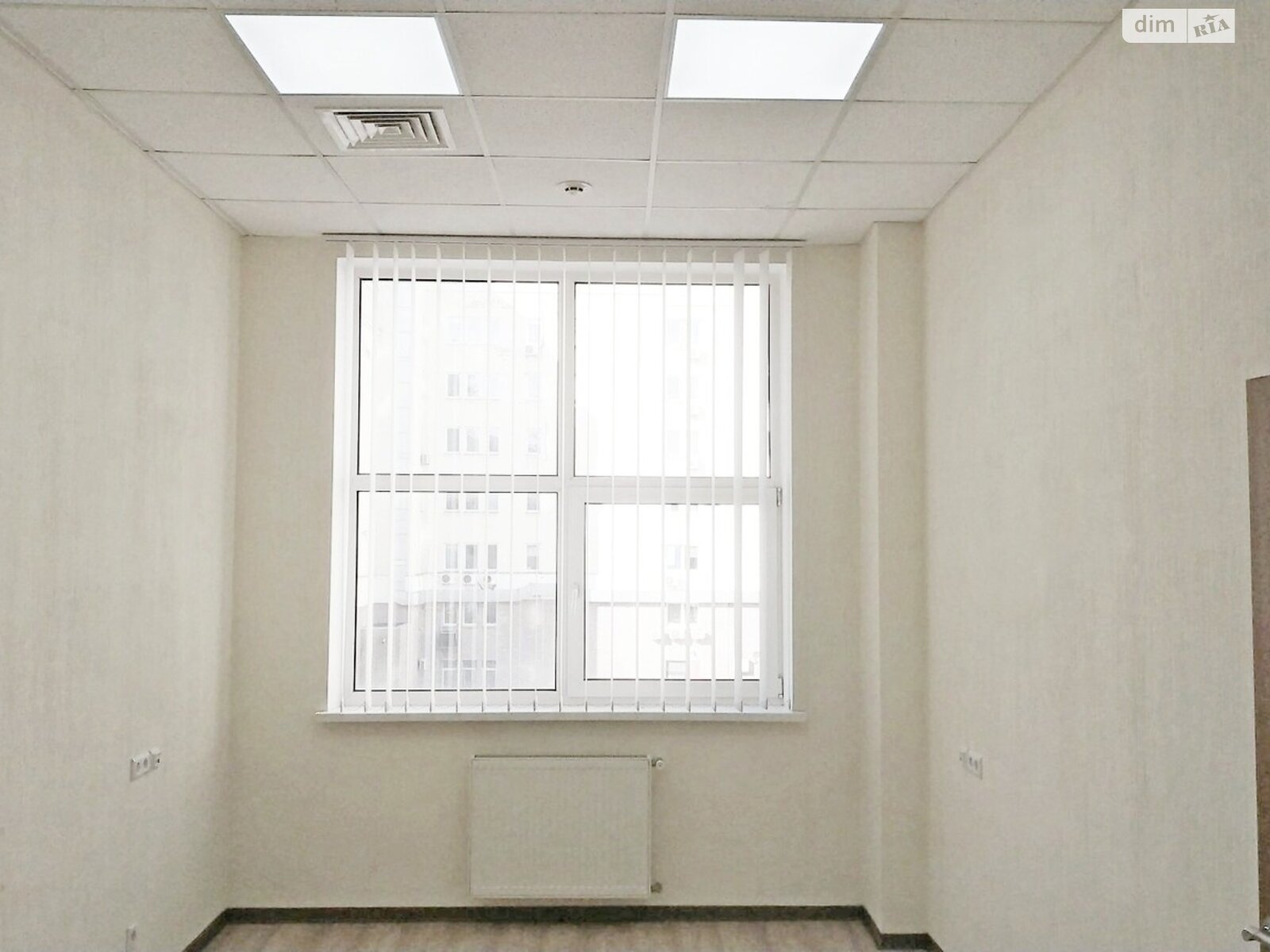 Оренда офісного приміщення в Києві, Юрія Іллєнка вулиця, приміщень - 3, поверх - 3 фото 1 Оренда офісного приміщення в Києві, Юрія Іллєнка вулиця, приміщень - 3, поверх - 3 фото 1