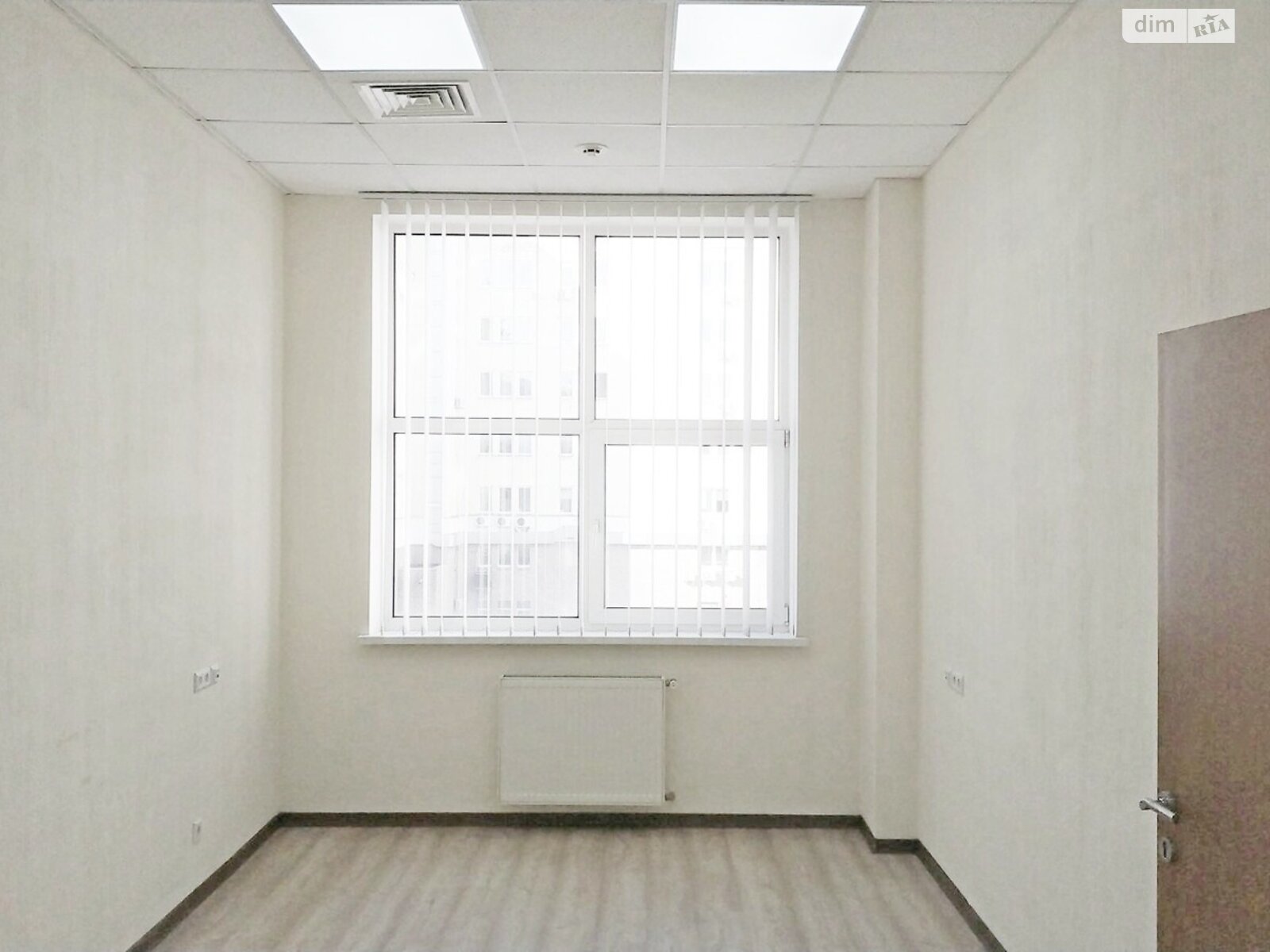 Оренда офісного приміщення в Києві, Юрія Іллєнка вулиця, приміщень - 3, поверх - 3 фото 1 Оренда офісного приміщення в Києві, Юрія Іллєнка вулиця, приміщень - 3, поверх - 3 фото 1